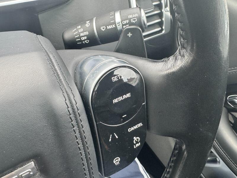 2018 Land Rover Range Rover image 55