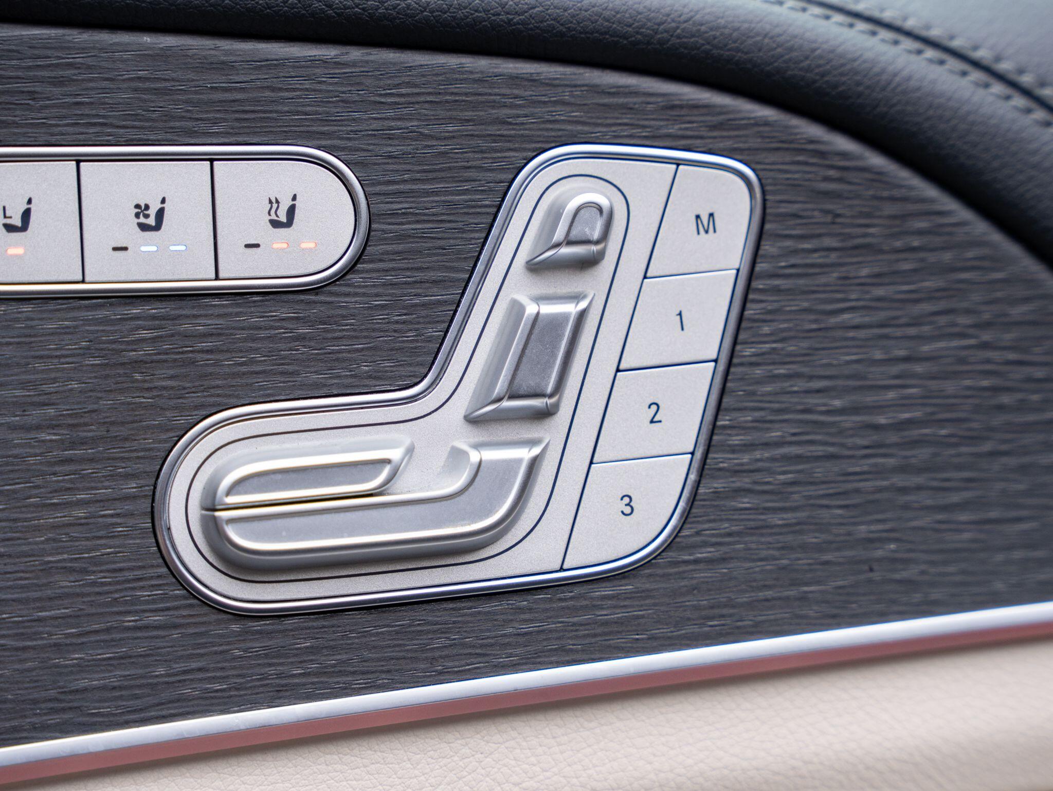 Mercedes-Benz GLE view 16