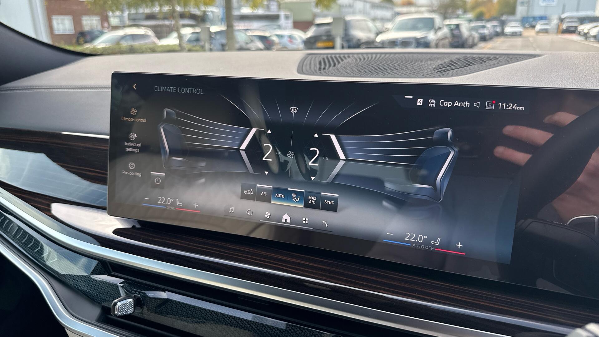 BMW X6 view 39