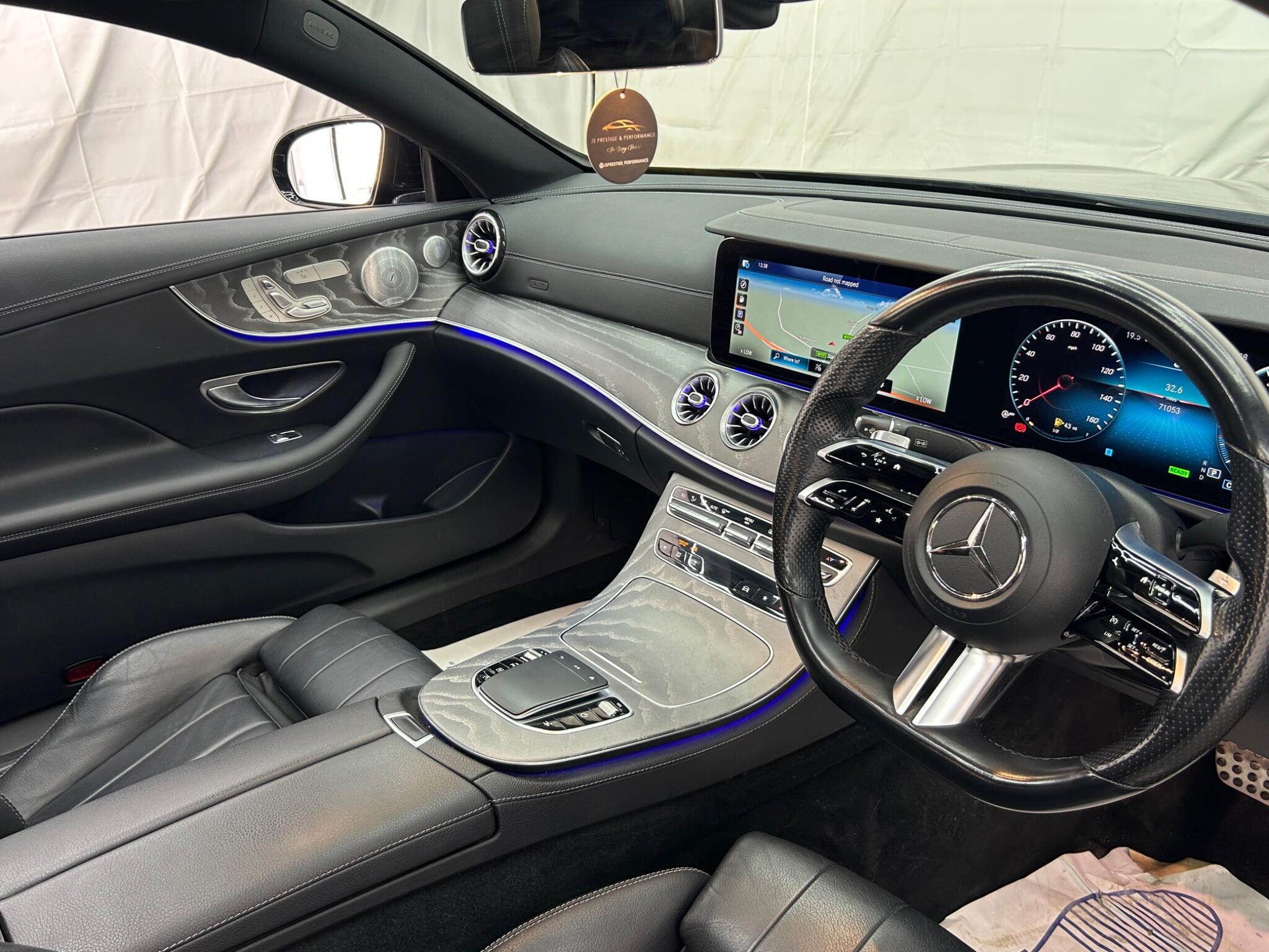 Mercedes-Benz E Class view 11