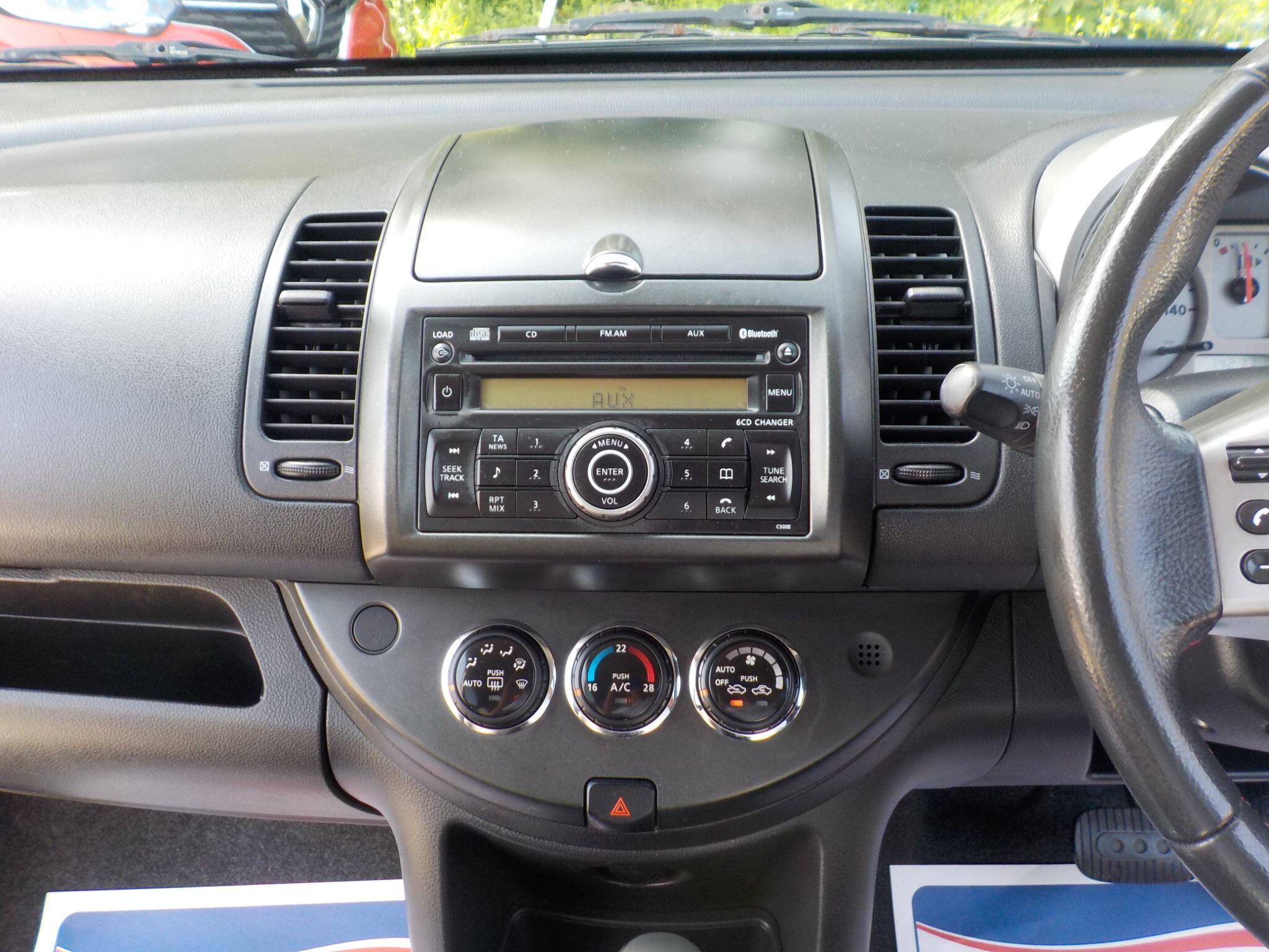 Nissan Note 1.6 16V Tekna Auto Euro 4 5dr