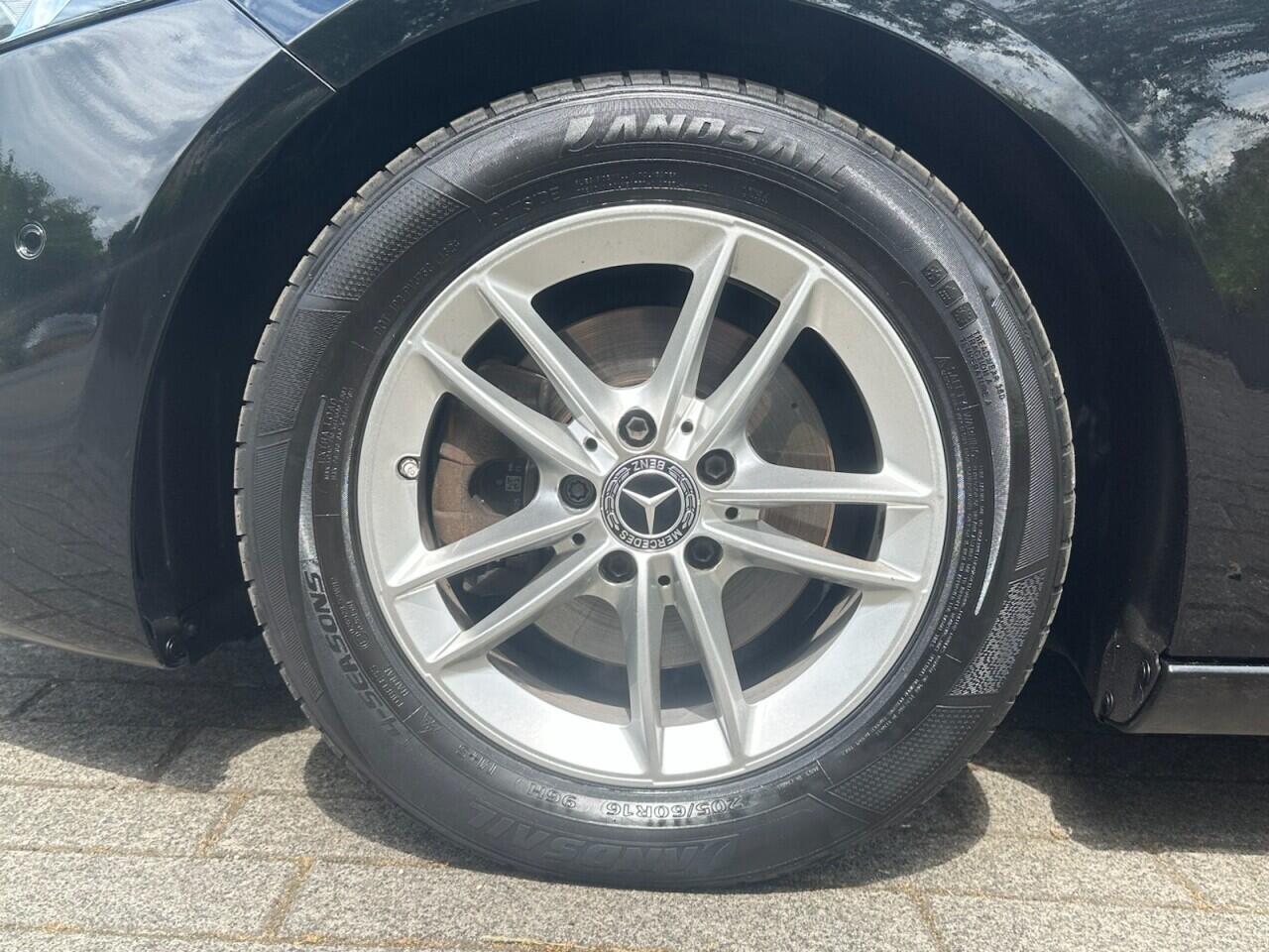 Mercedes-Benz A-Class view 4