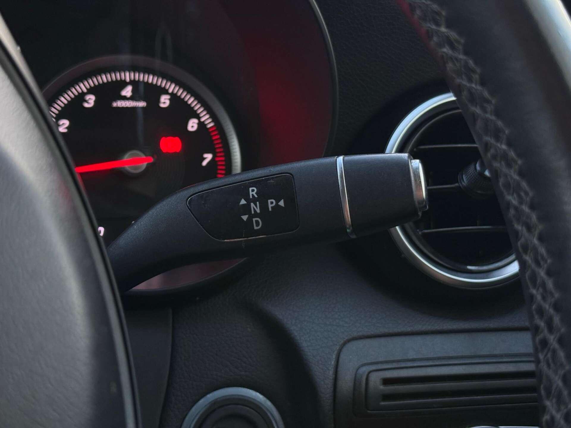 Mercedes-Benz C Class view 54