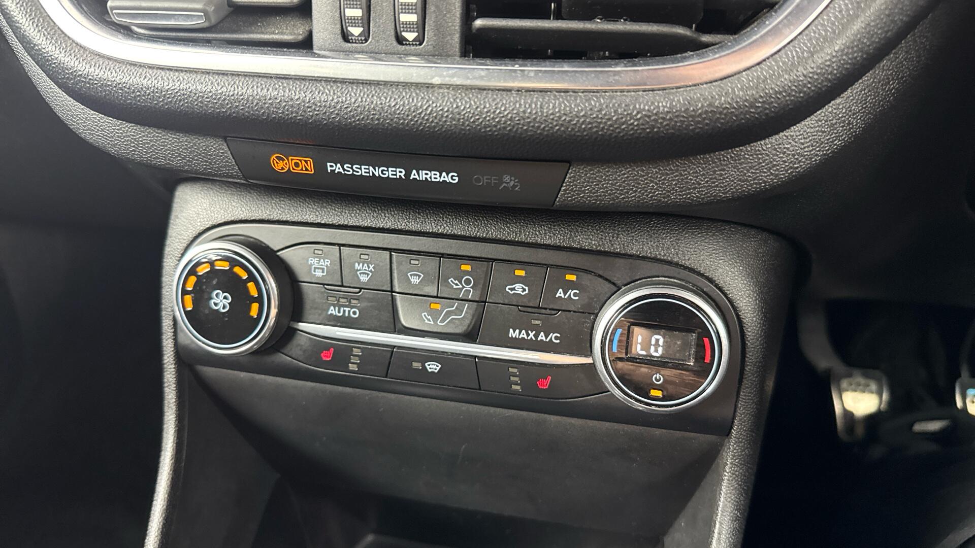 Ford Fiesta view 34