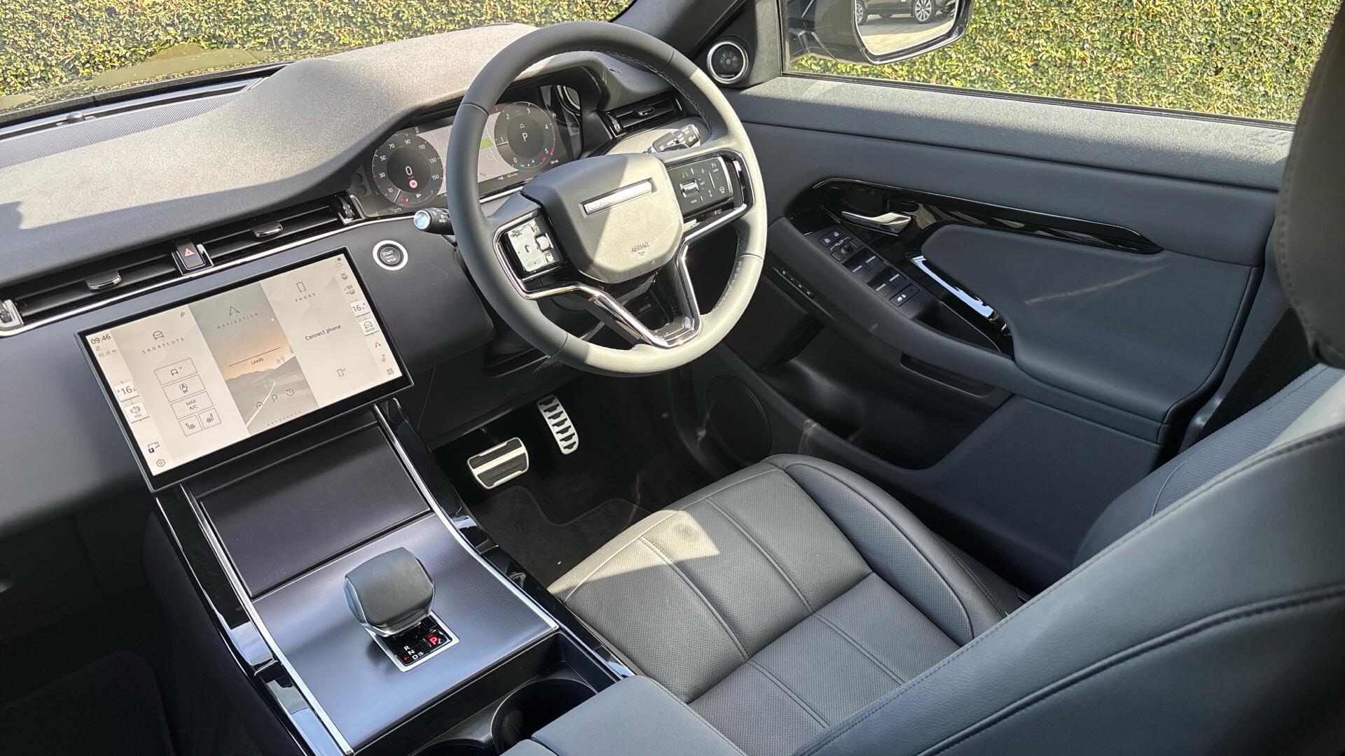 Land Rover Range Rover Evoque view 31