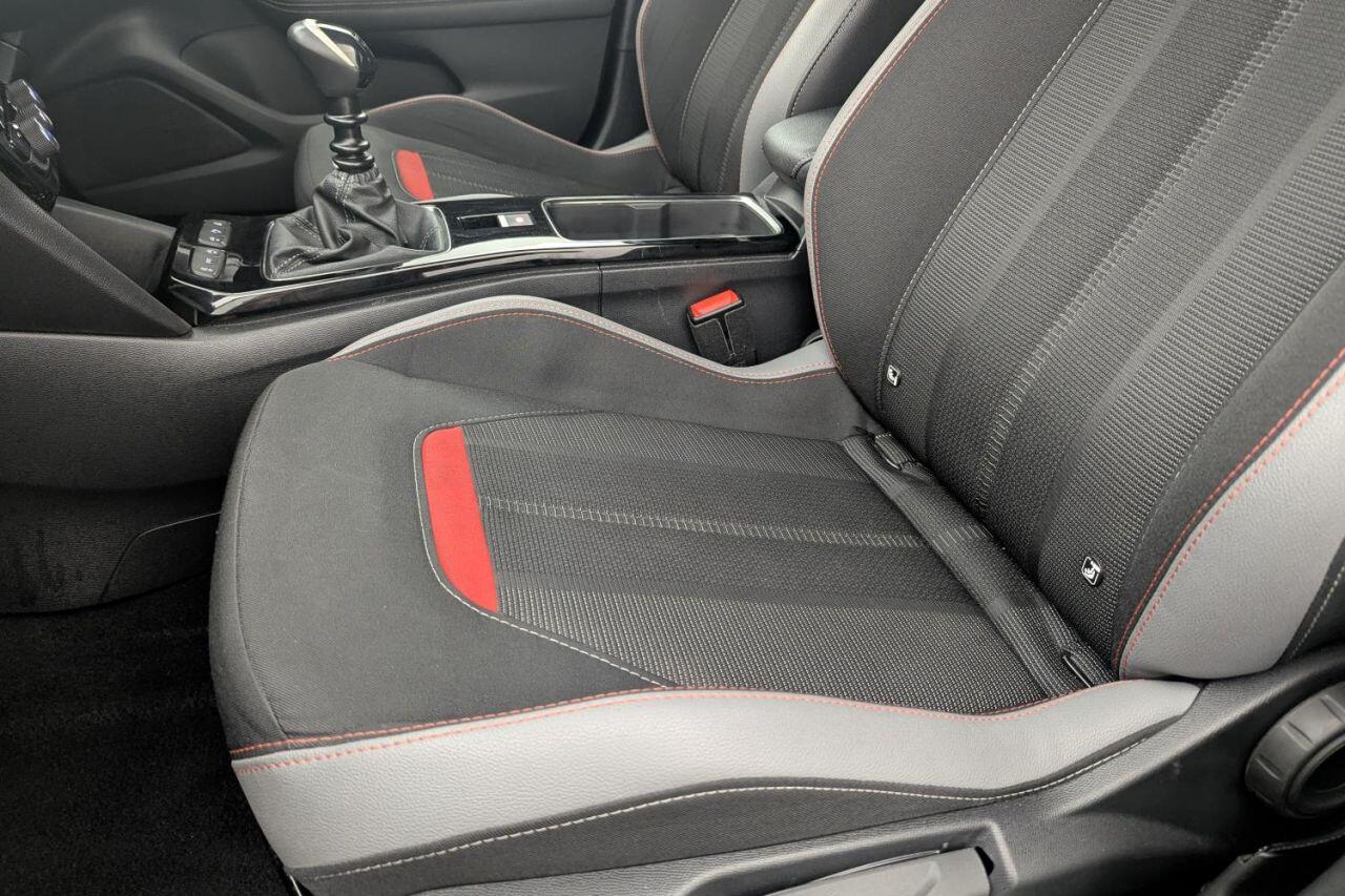 Vauxhall Mokka view 21