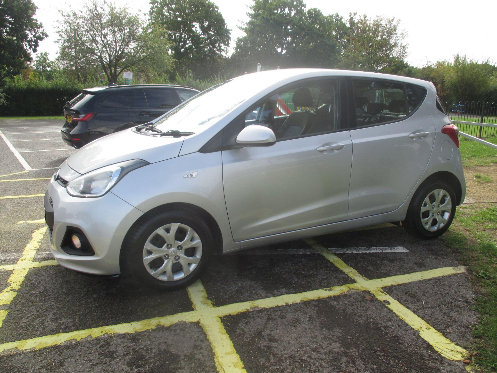 Hyundai I10 view 17