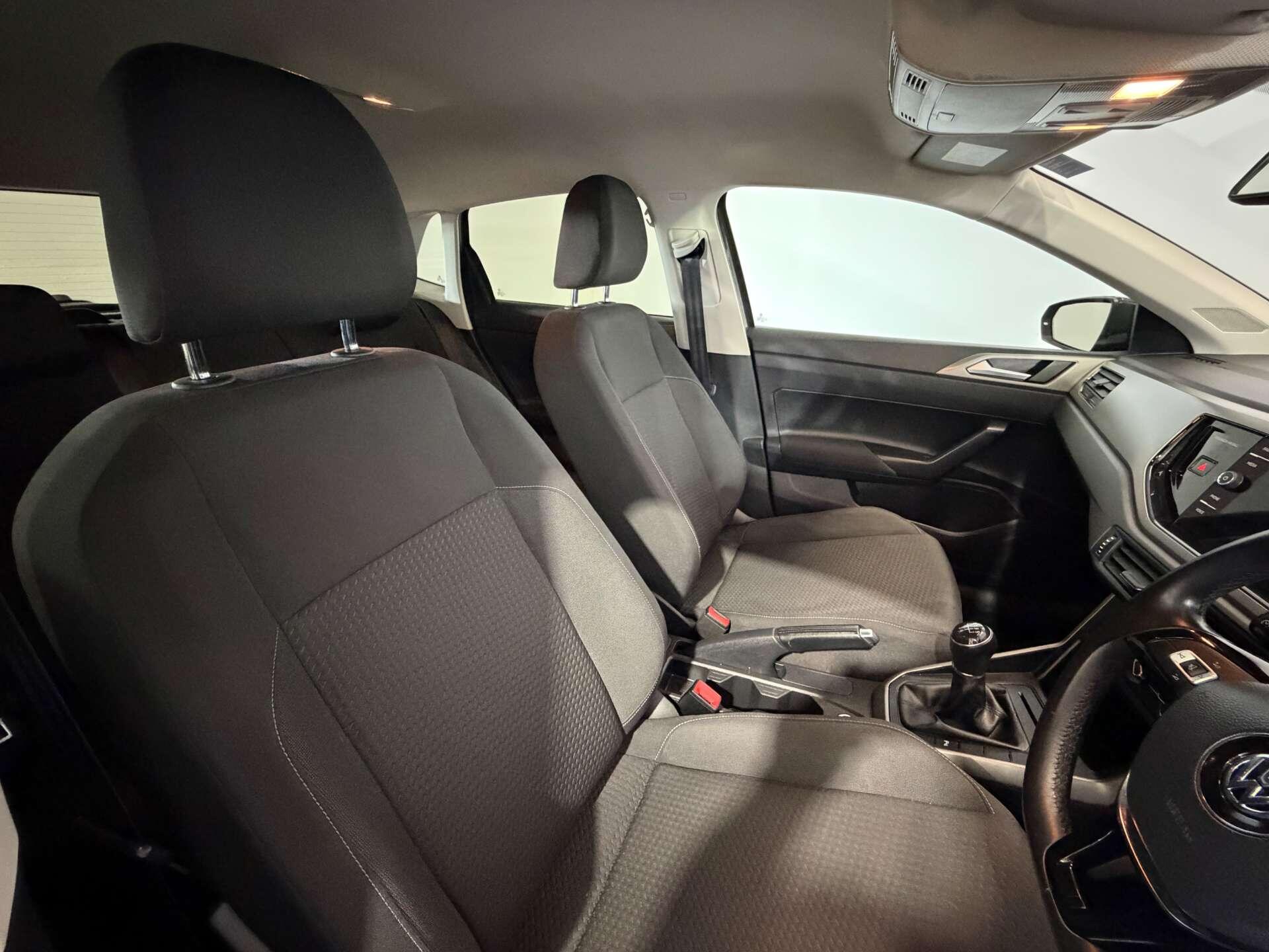 Volkswagen Polo view 16