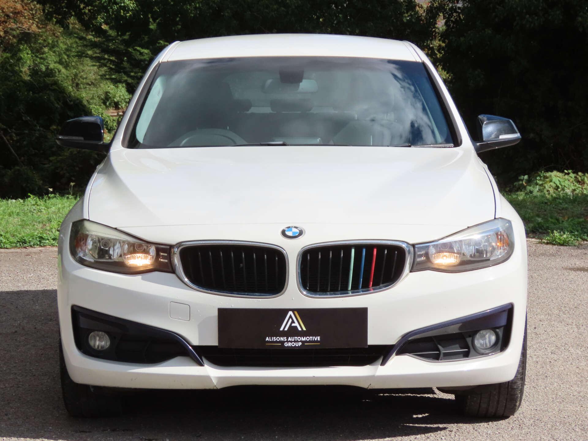 BMW 3 Series view 2
