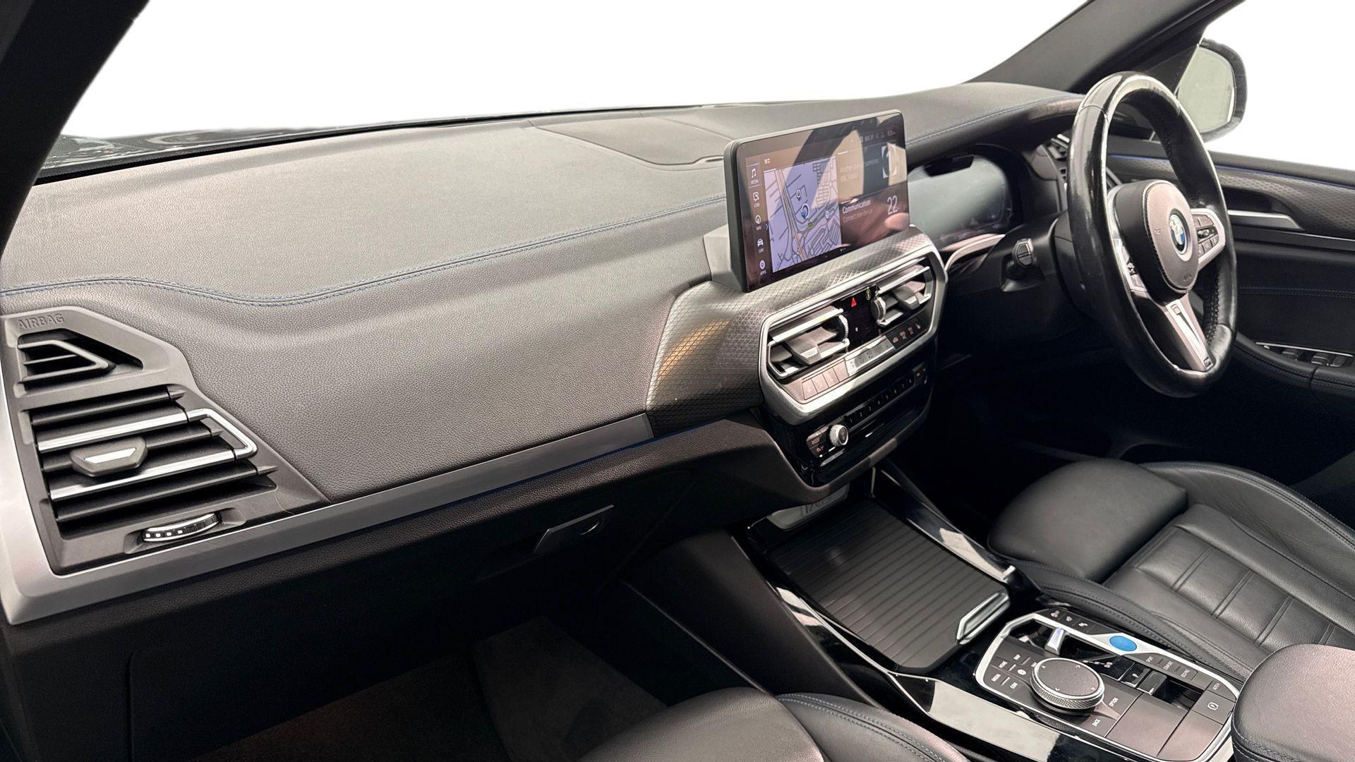 BMW iX3 view 7