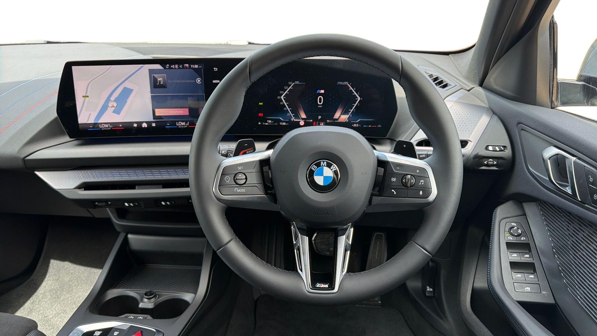 BMW 1 Series view 5