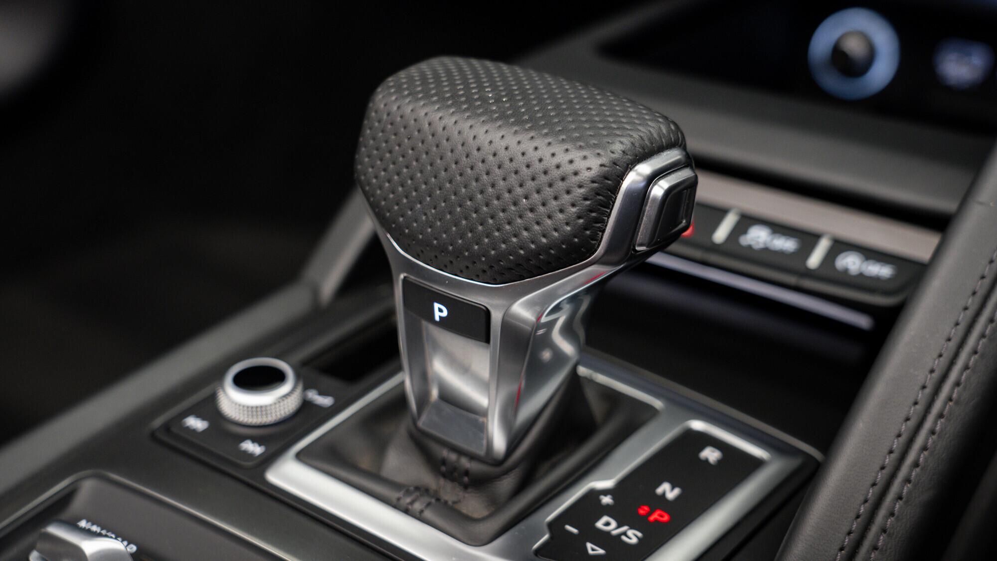 Audi R8 view 26