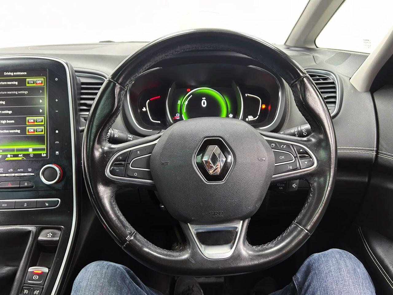 Renault Grand Scenic view 21