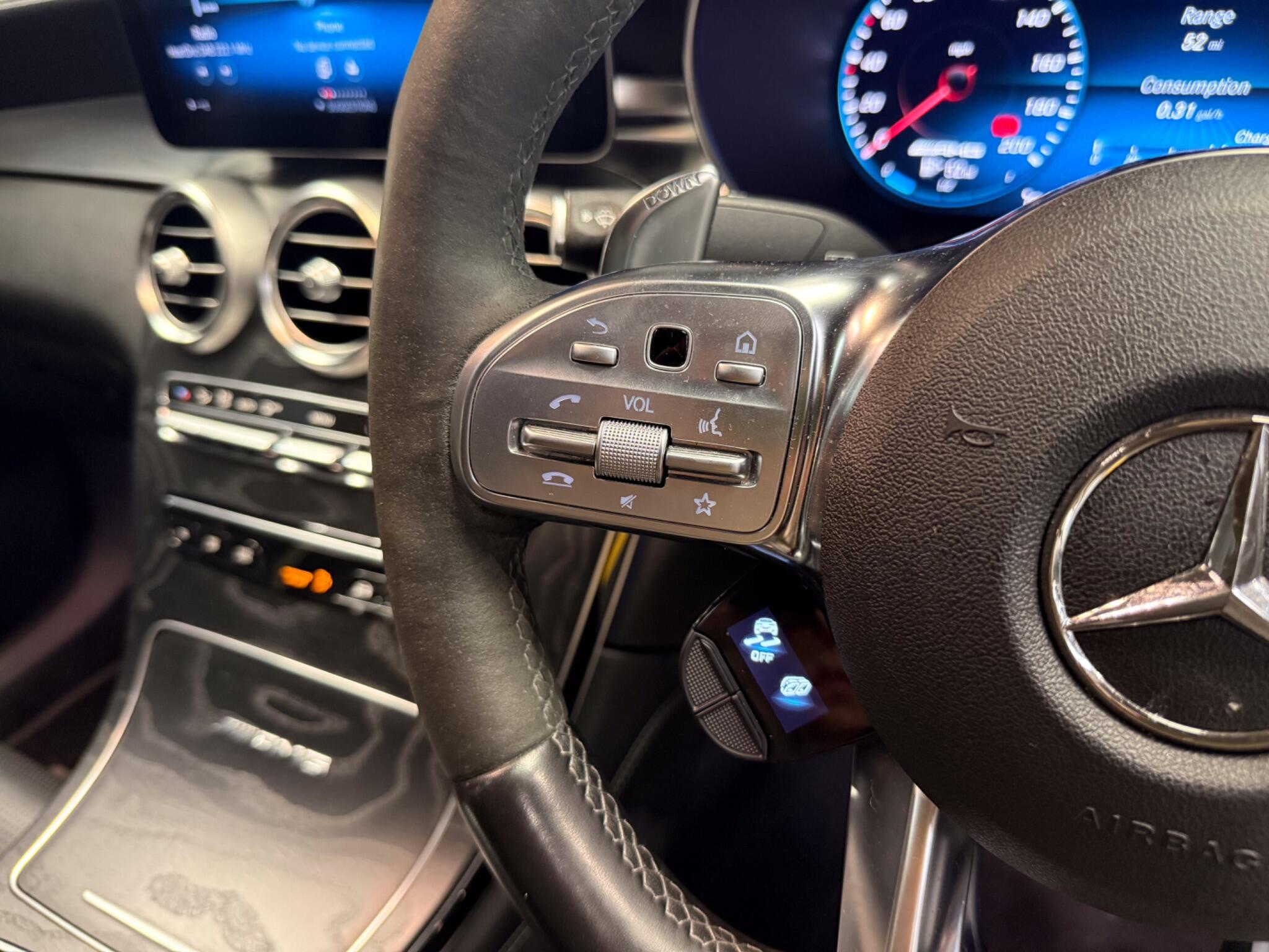 Mercedes-Benz GLC view 32