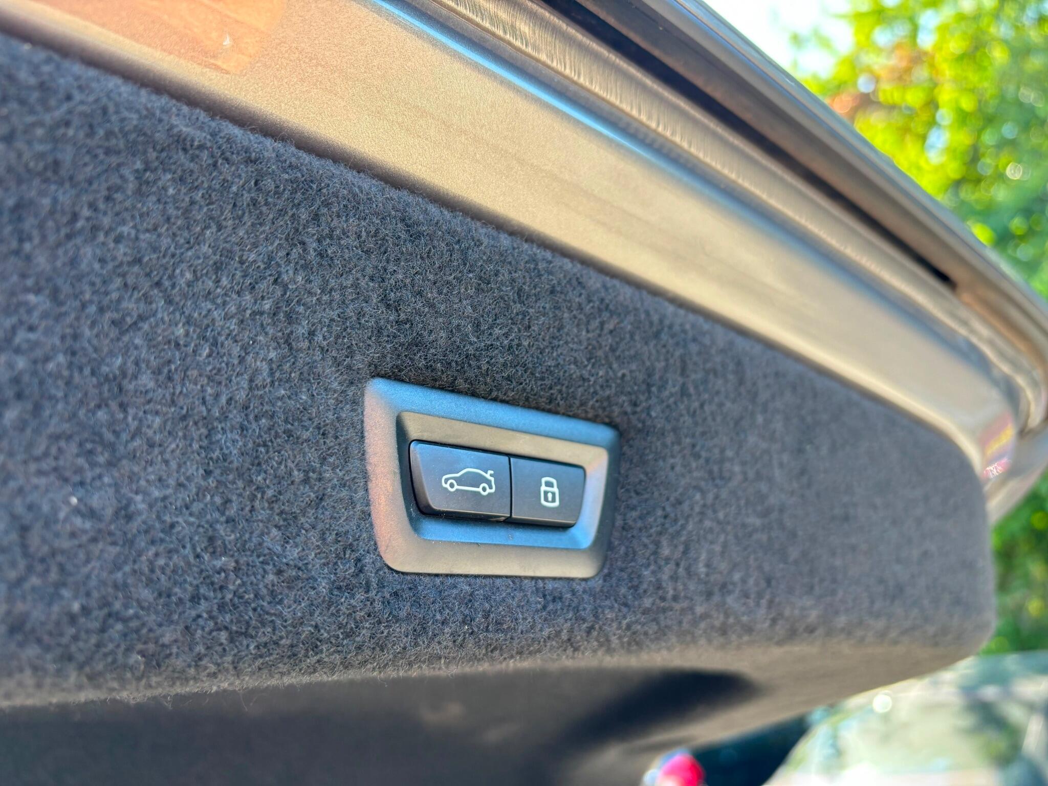 BMW I7 view 34