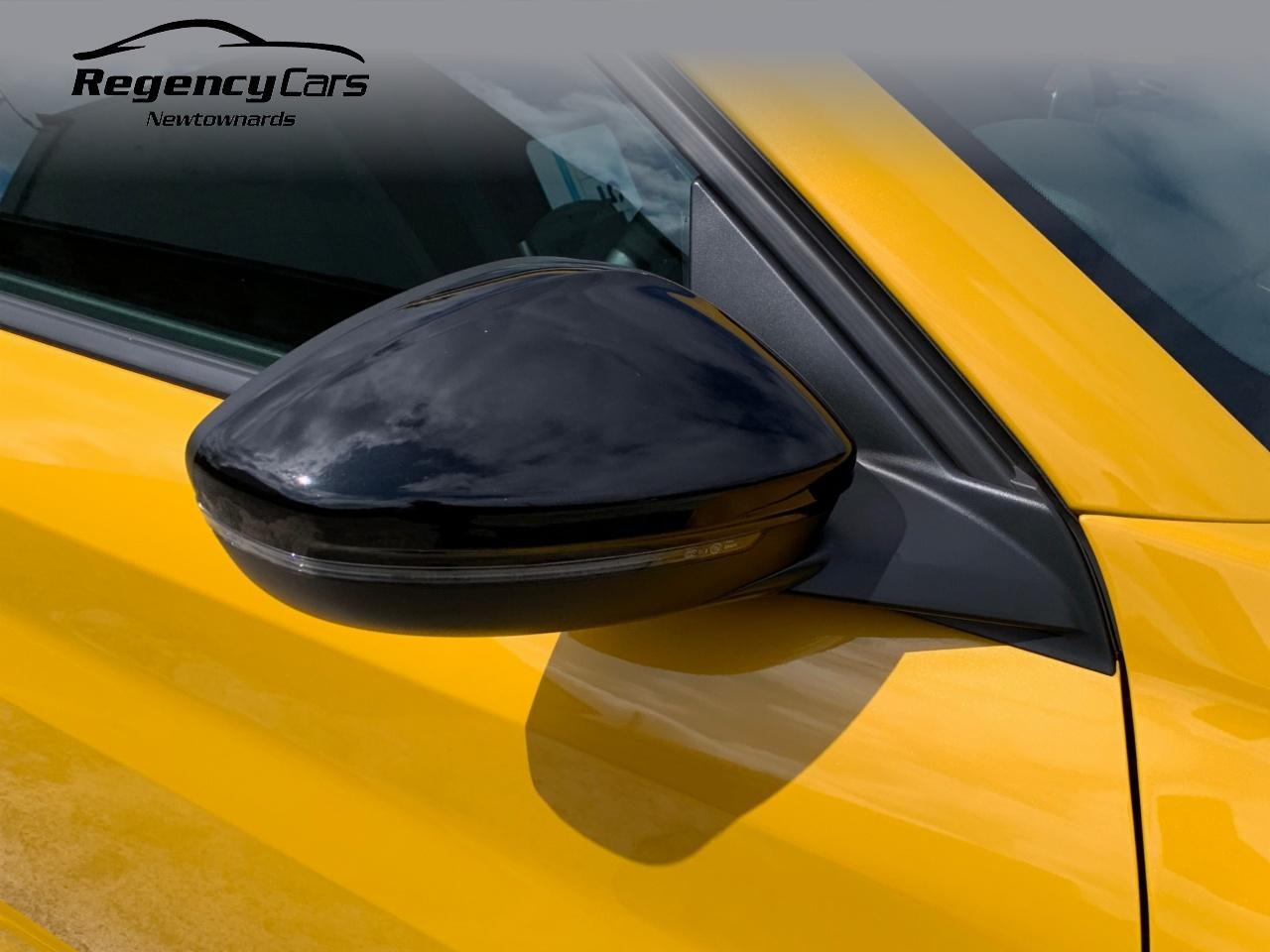 Peugeot 208 view 37