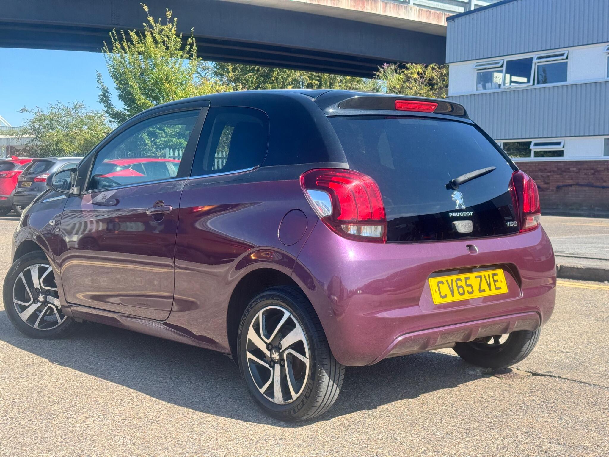 Peugeot 108 view 4