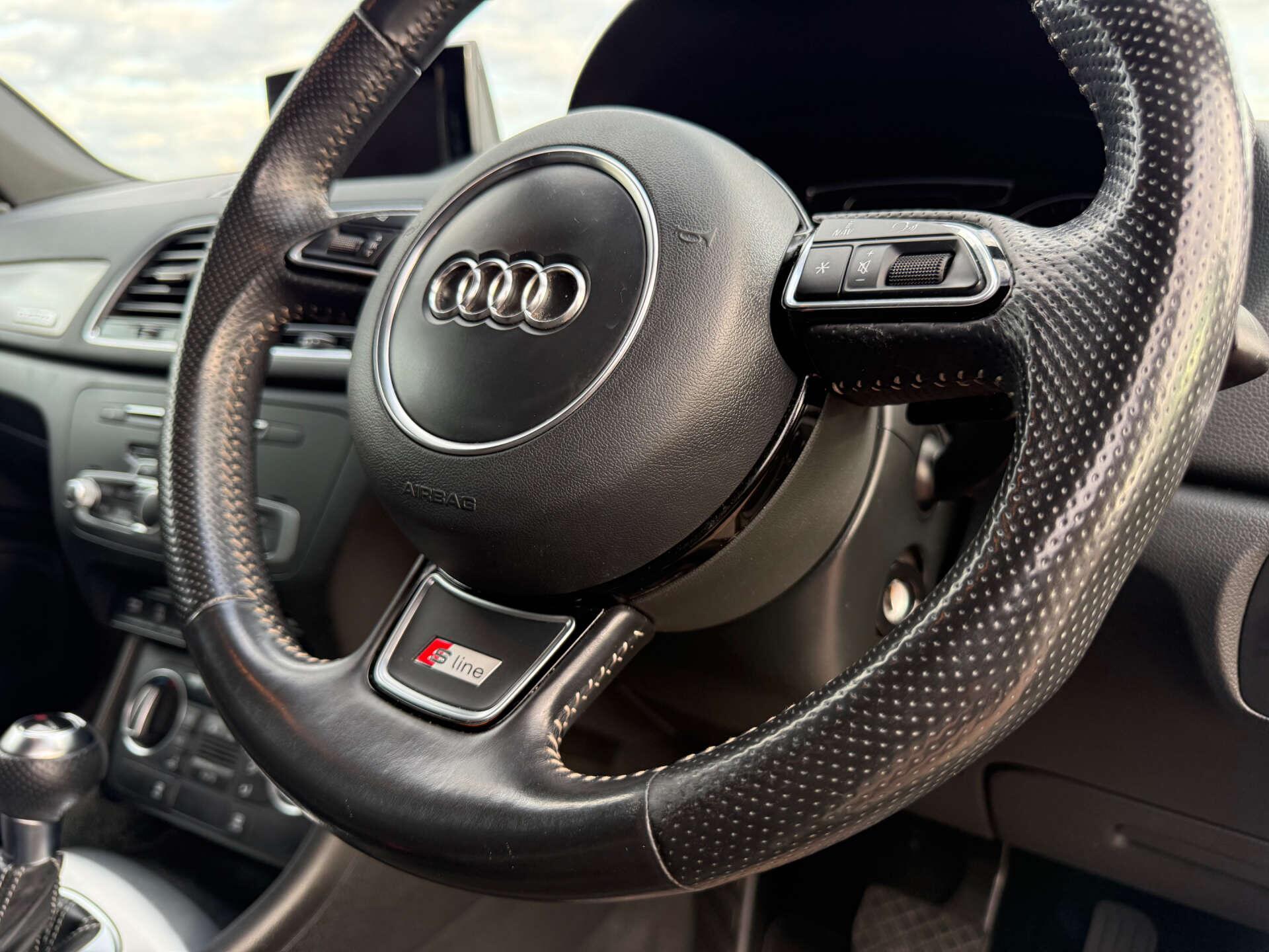 Audi Q3 view 39