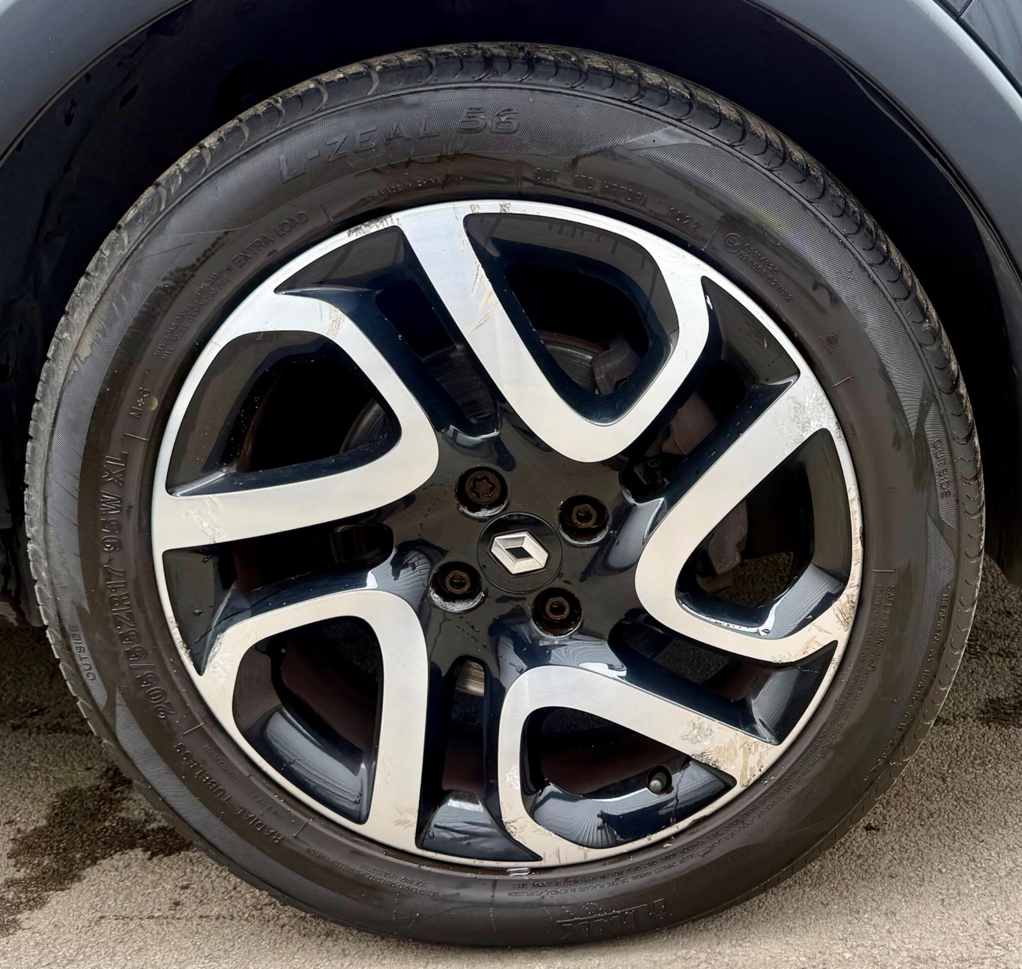 Renault Captur view 18