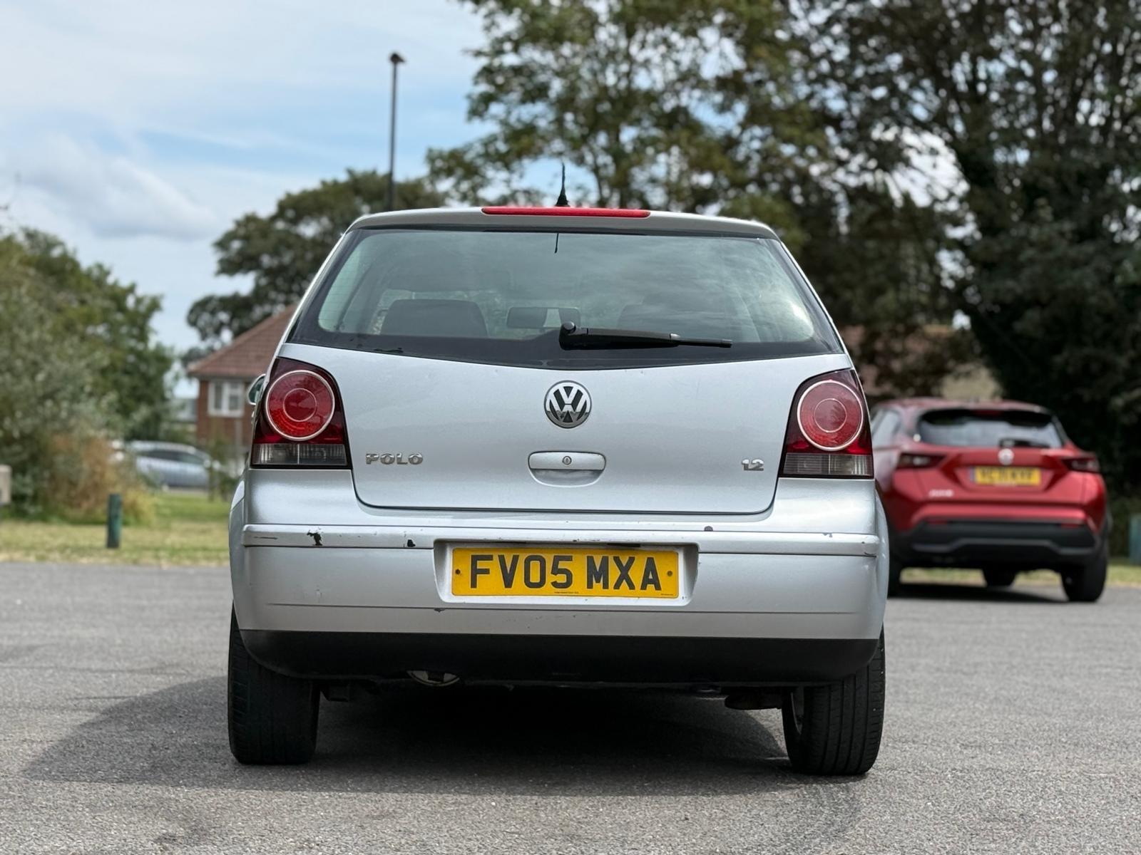 Volkswagen Polo view 8