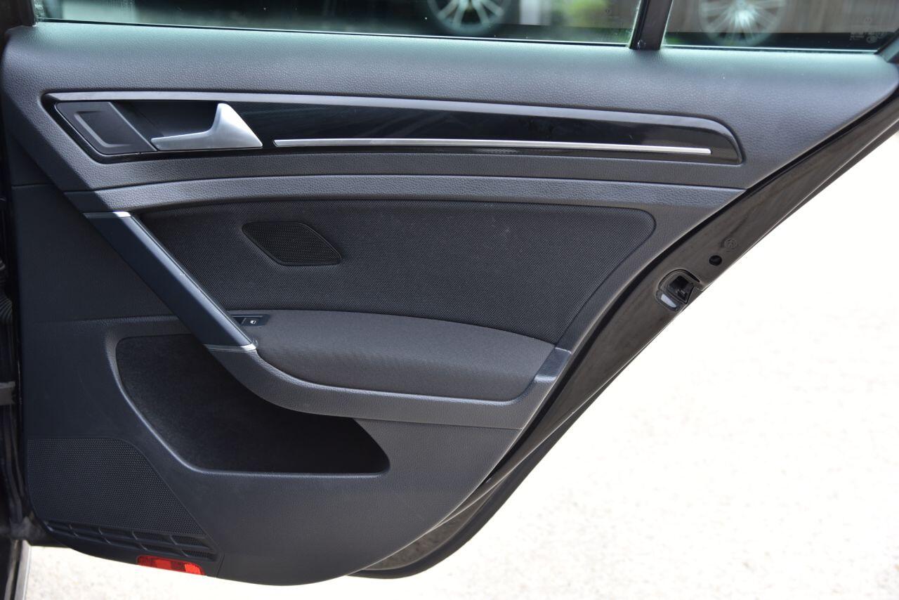 Volkswagen Golf view 46