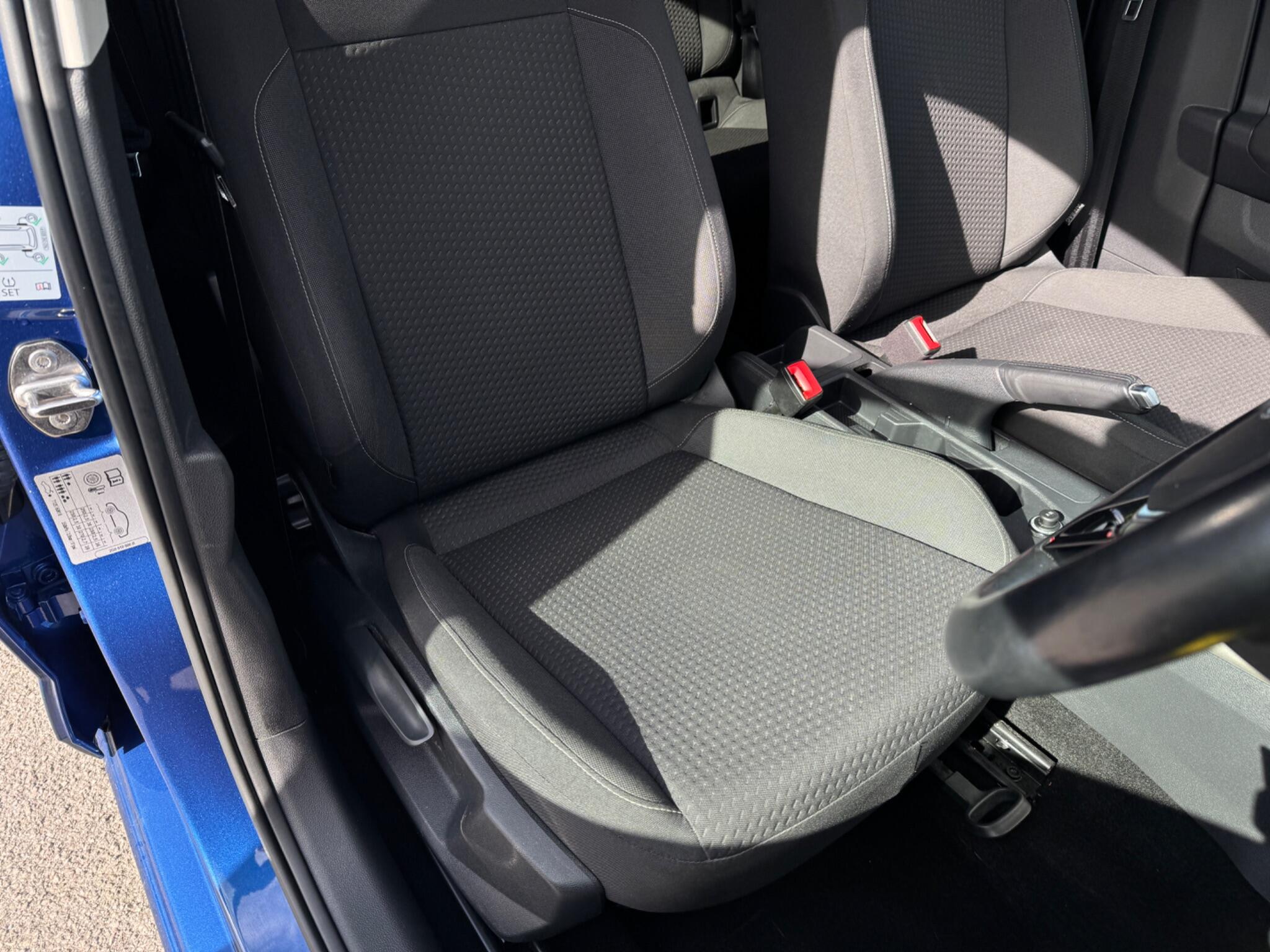 Volkswagen Polo view 28
