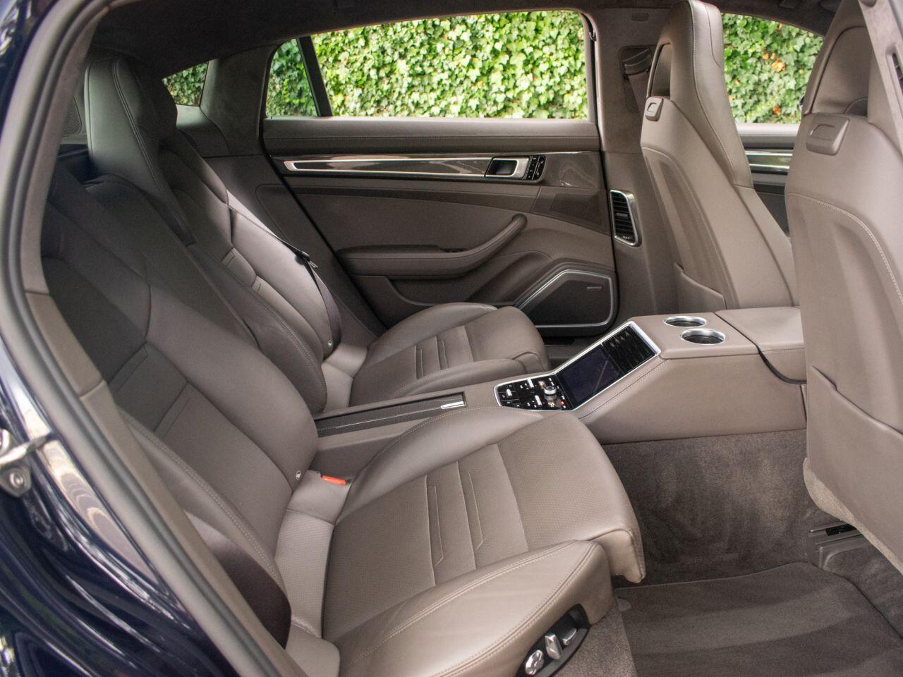 Porsche Panamera view 25