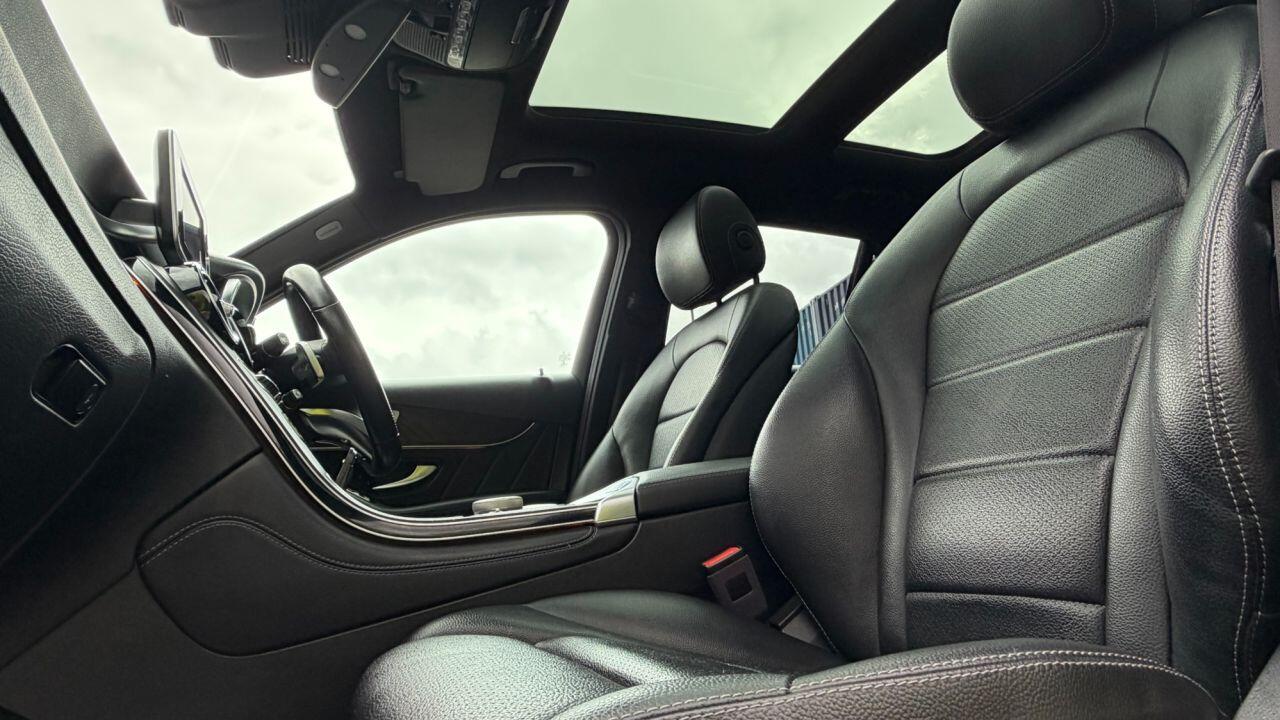 Mercedes-Benz GLC view 9