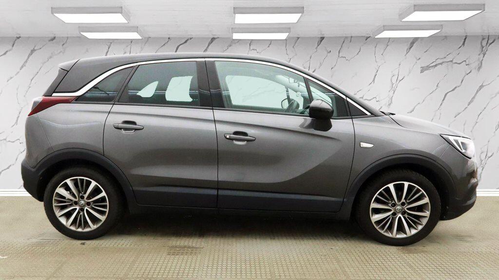Vauxhall Crossland X view 8