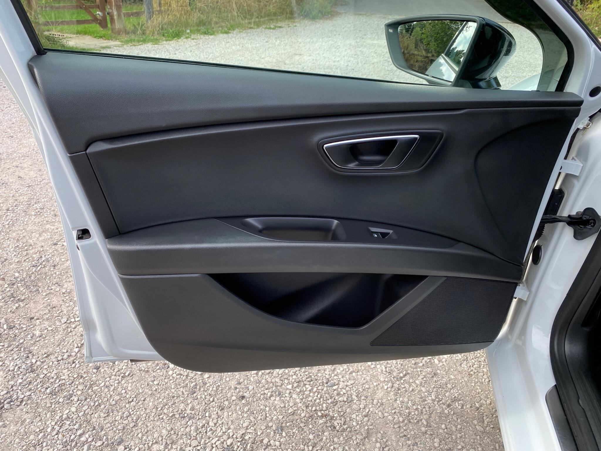 Seat Leon Leon view 21