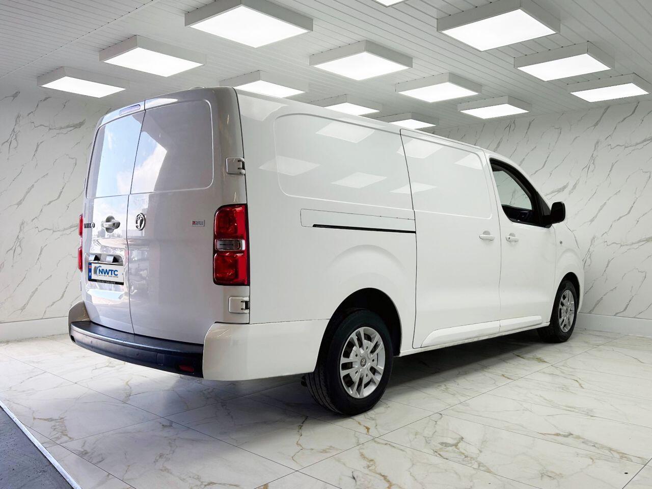 Vauxhall Vivaro view 12