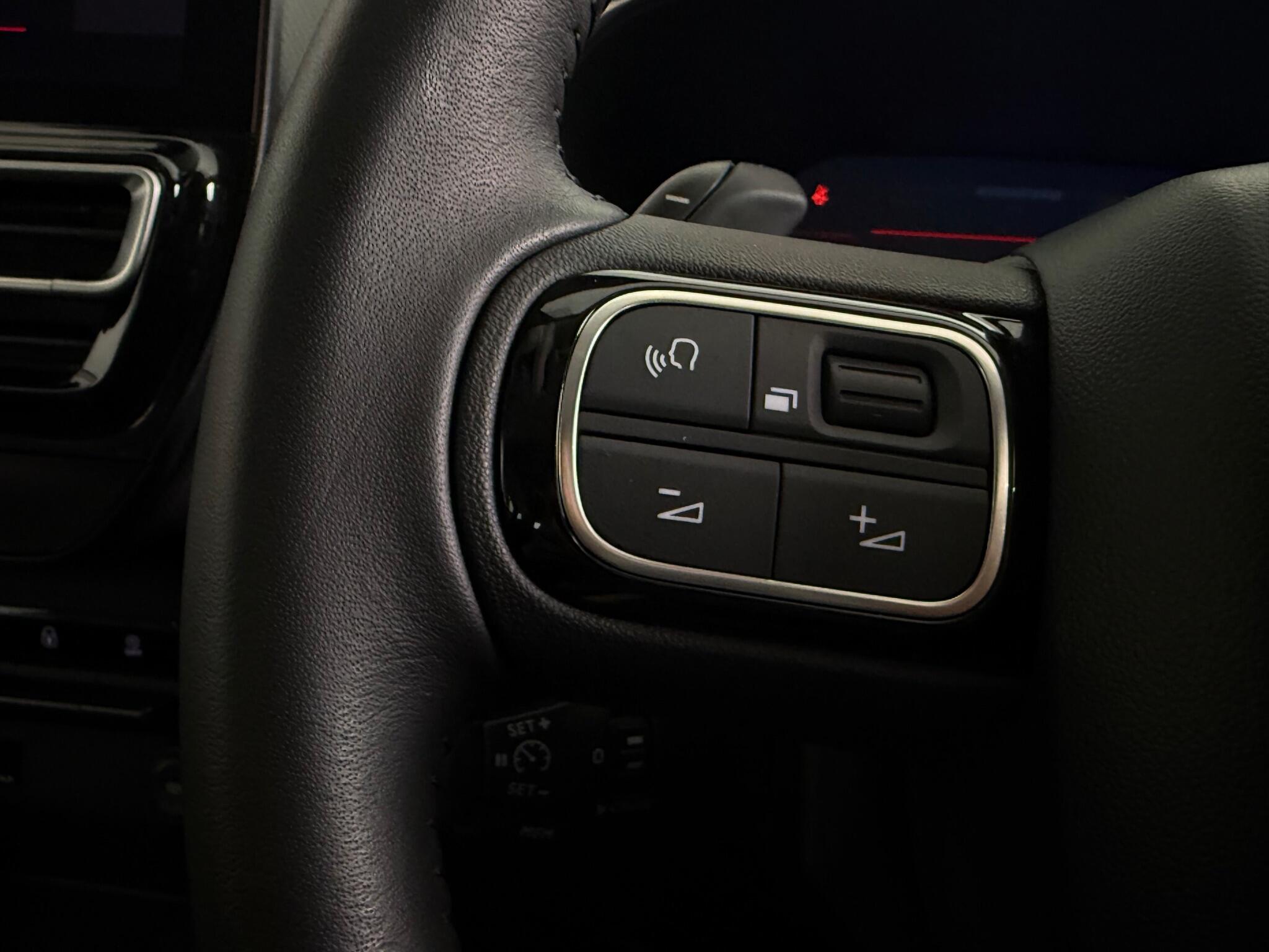 Citroen C5 Aircross view 20