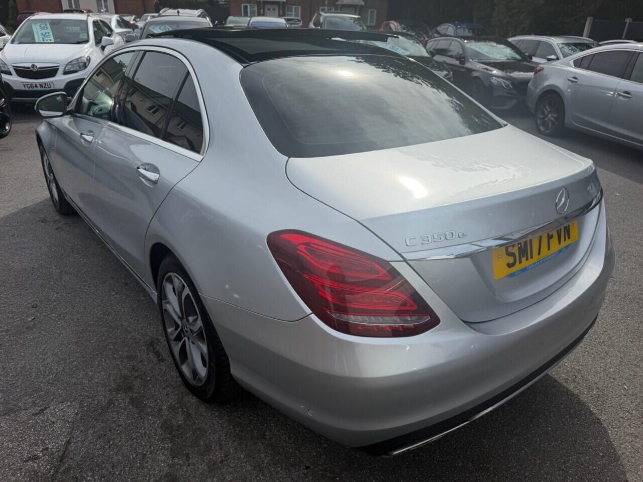 Mercedes-Benz C-Class view 15
