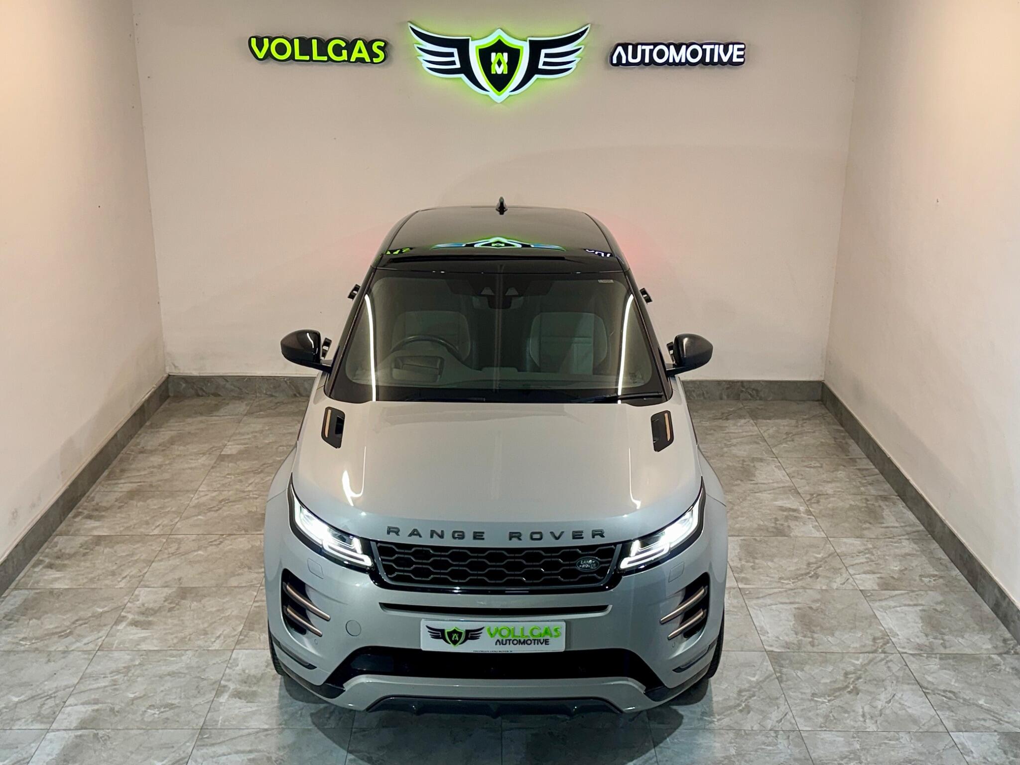 Land Rover Range Rover Evoque view 2