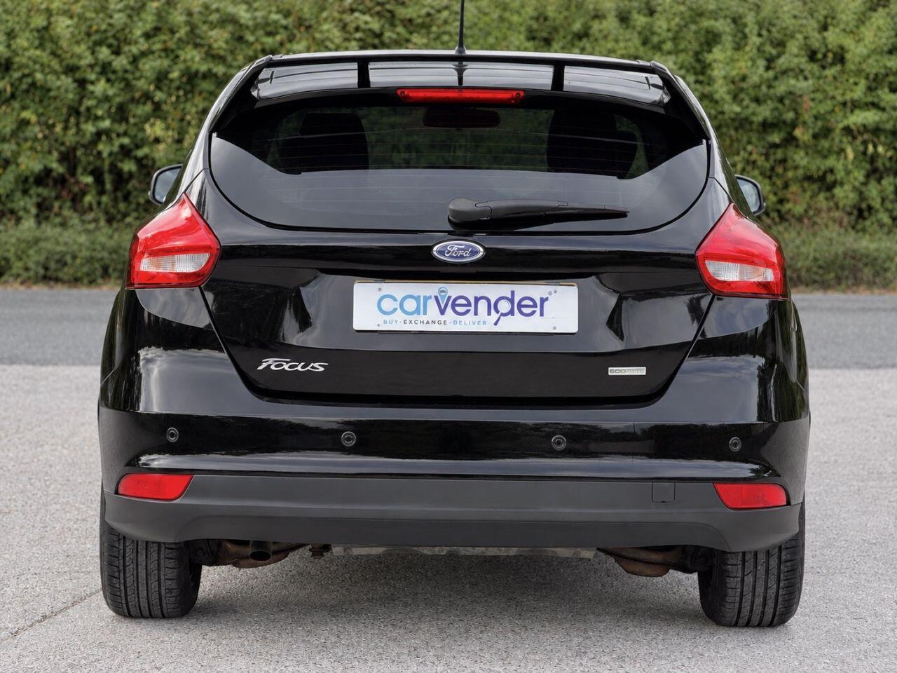 Ford Focus view 9