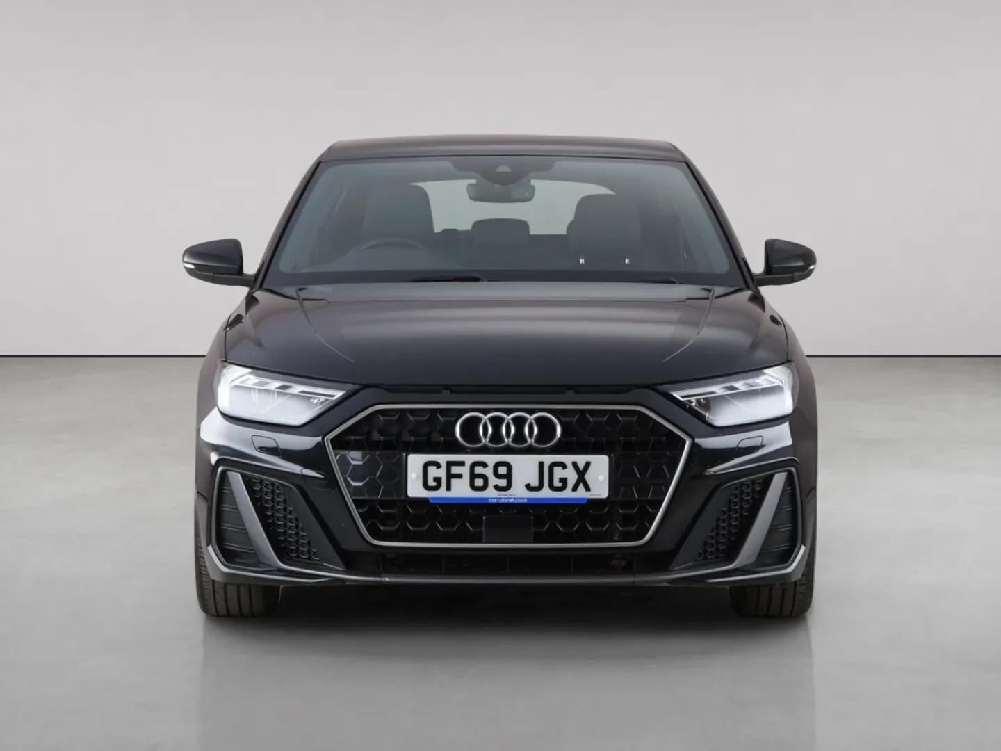 Audi A1 view 5