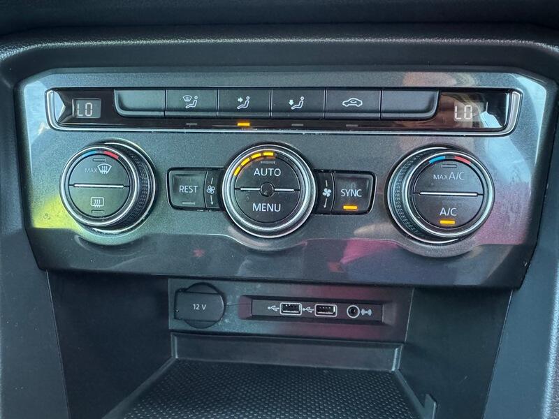 Volkswagen Tiguan view 30
