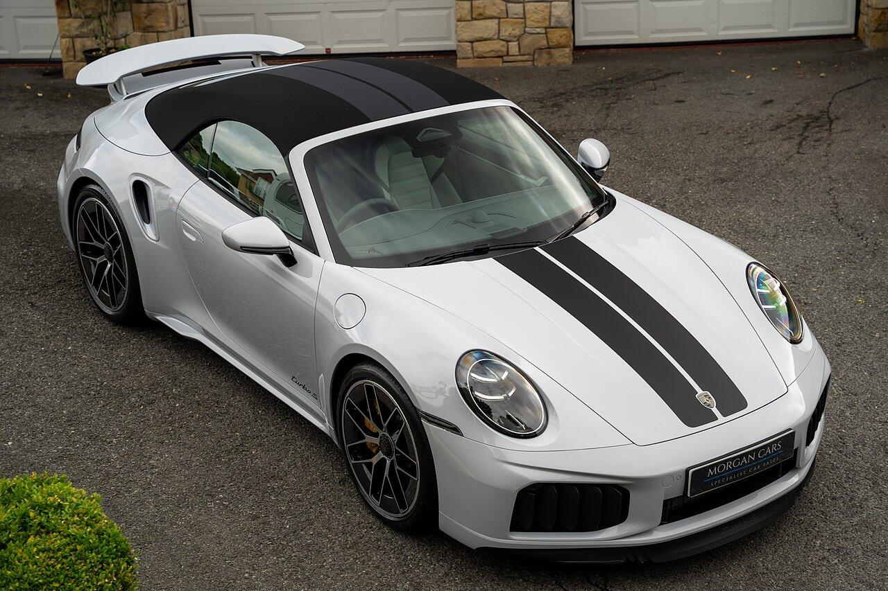Porsche 911 view 96