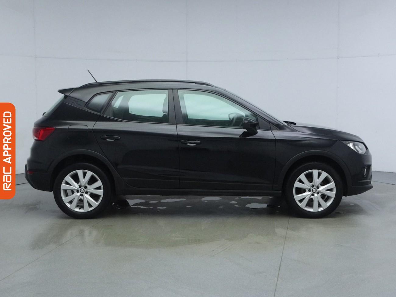 Seat Arona view 6
