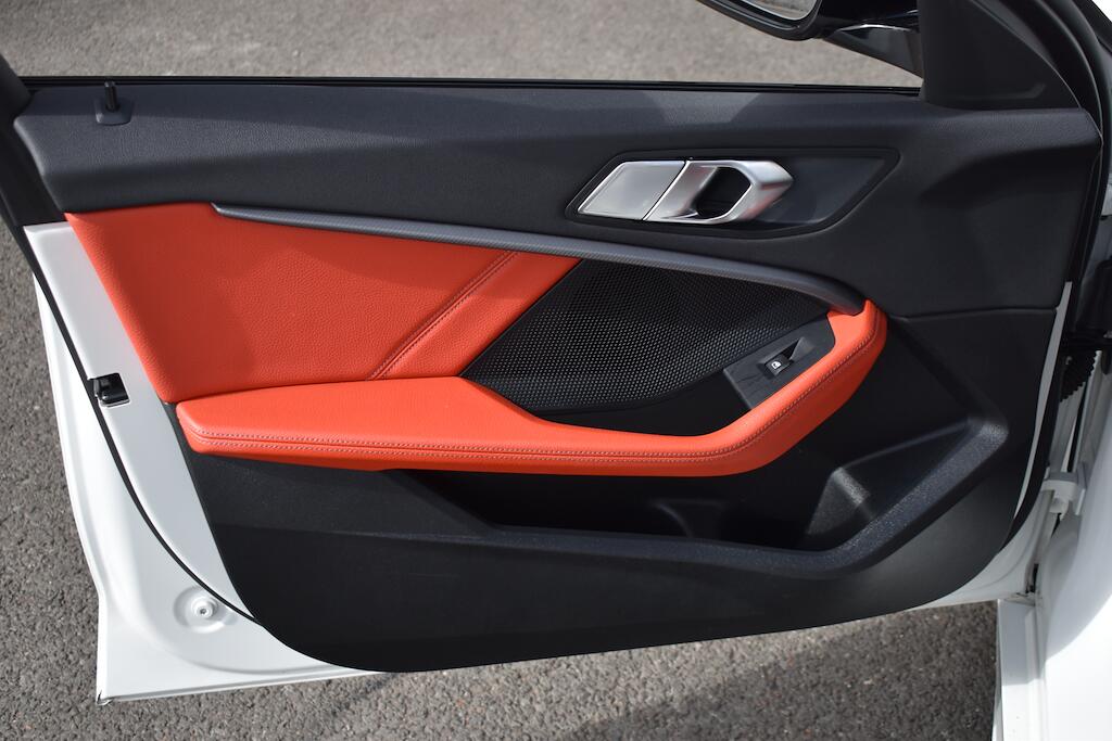 BMW 1 Series view 52