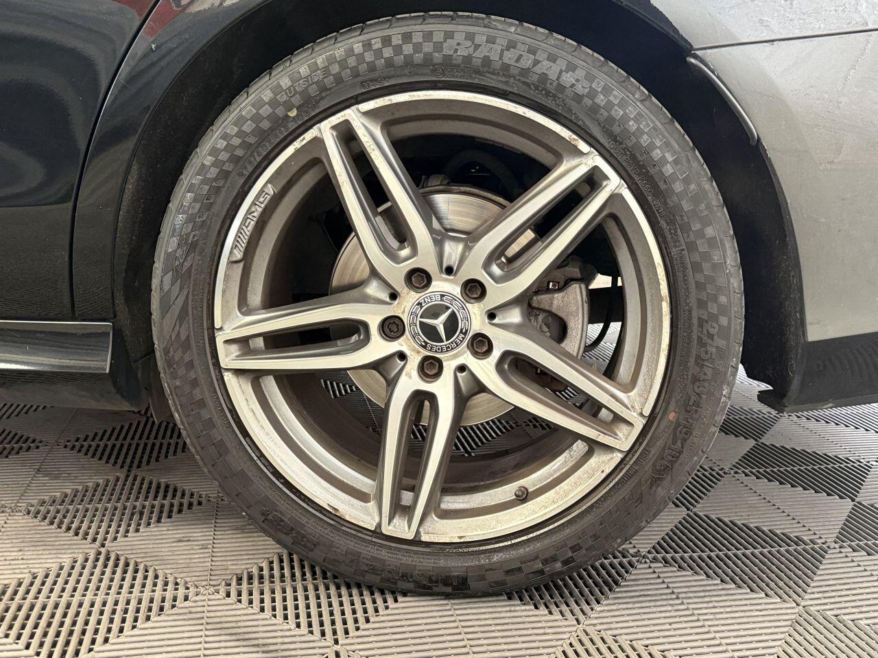 Mercedes-Benz E Class view 20