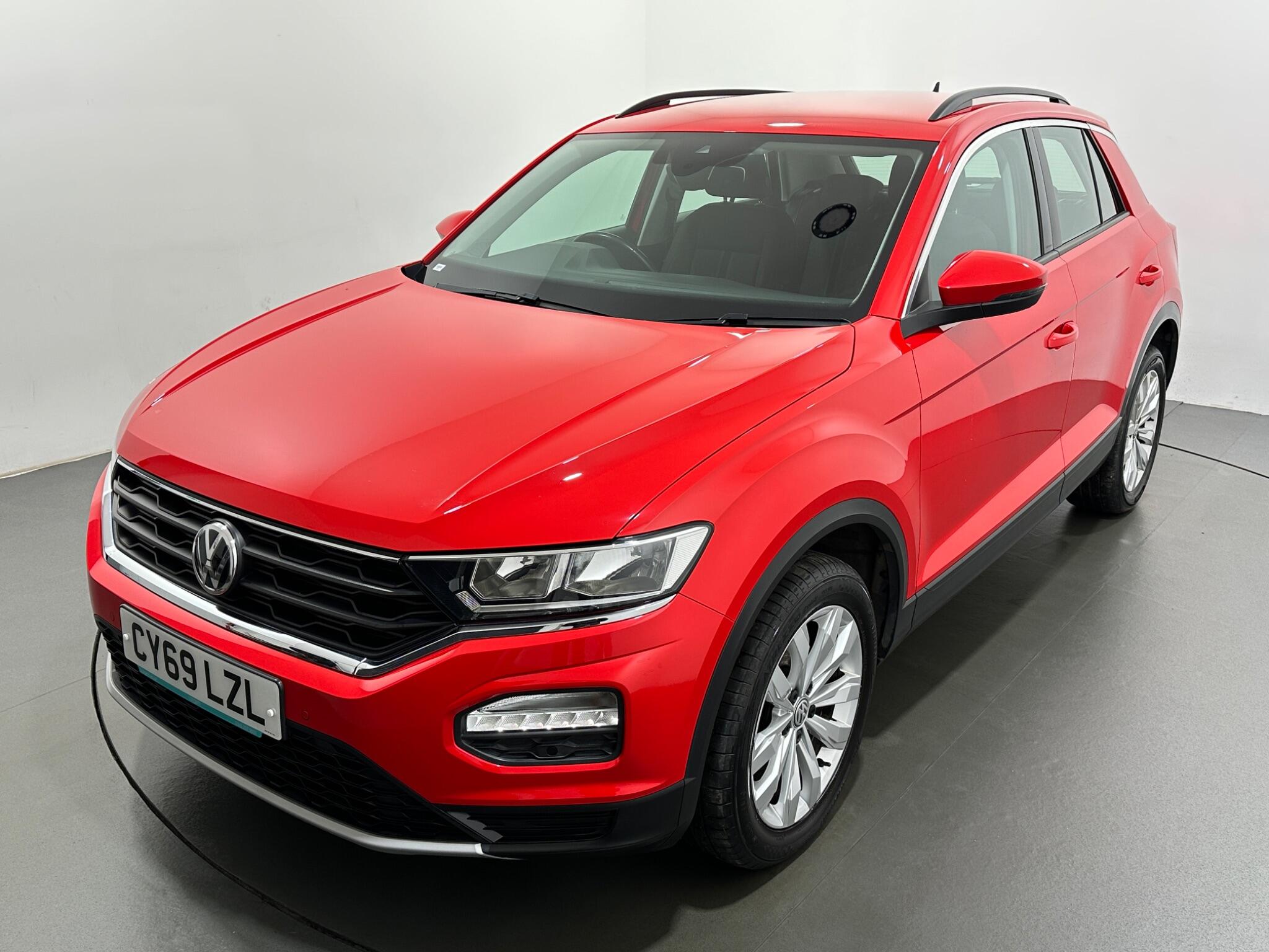 Volkswagen T-Roc view 51