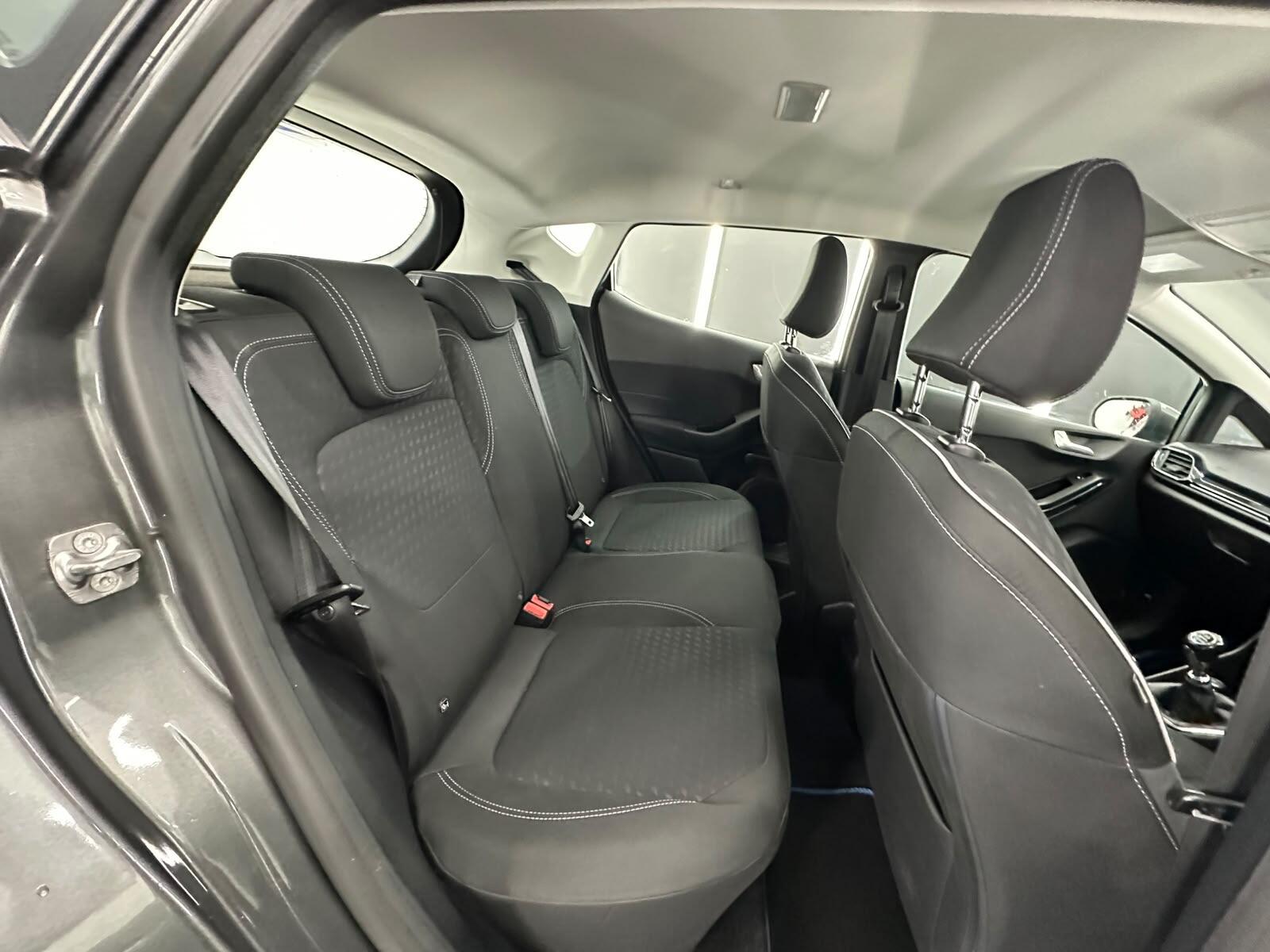 Ford Fiesta view 26