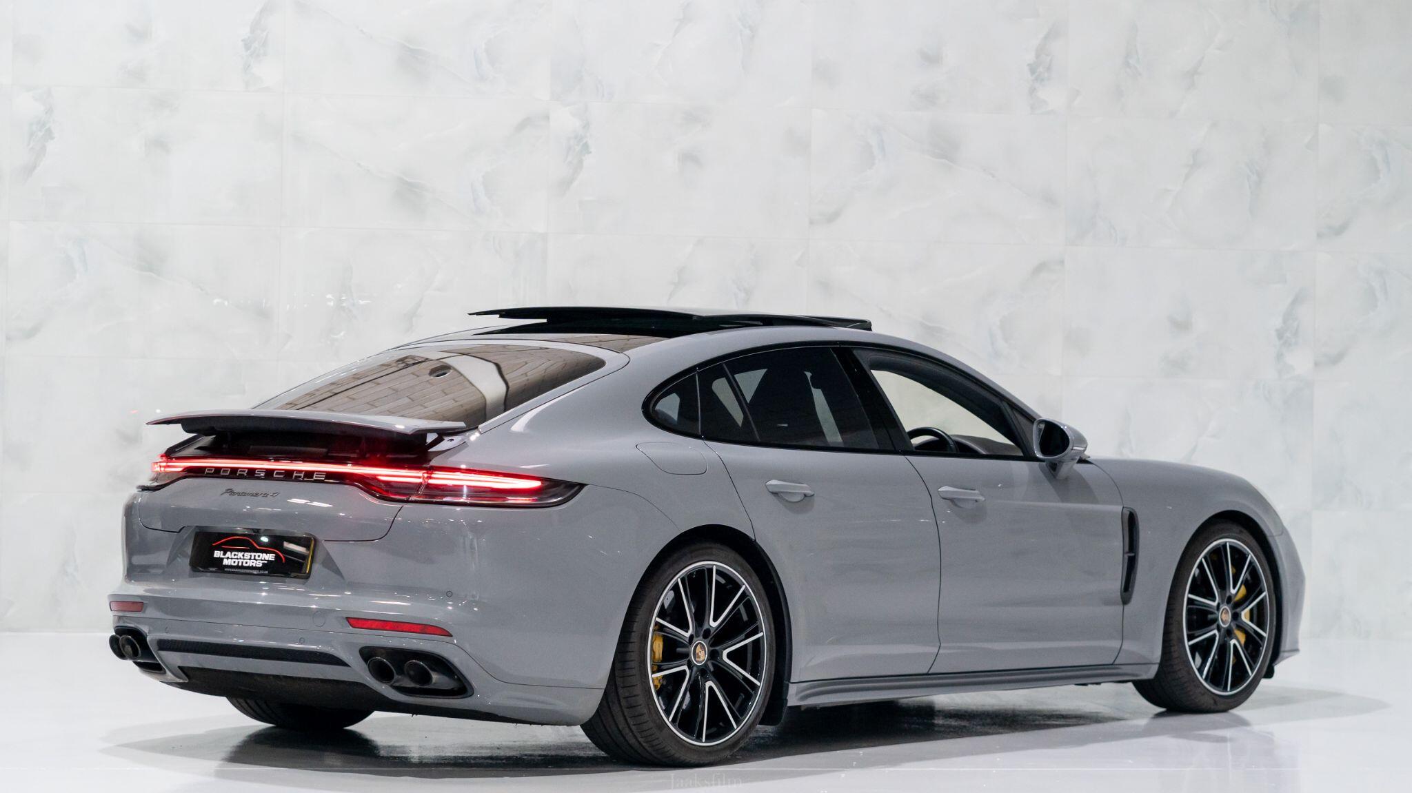 Porsche Panamera view 8