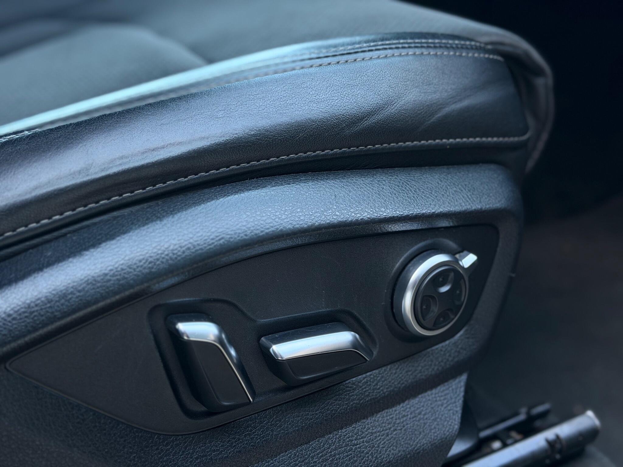Audi Q7 view 21