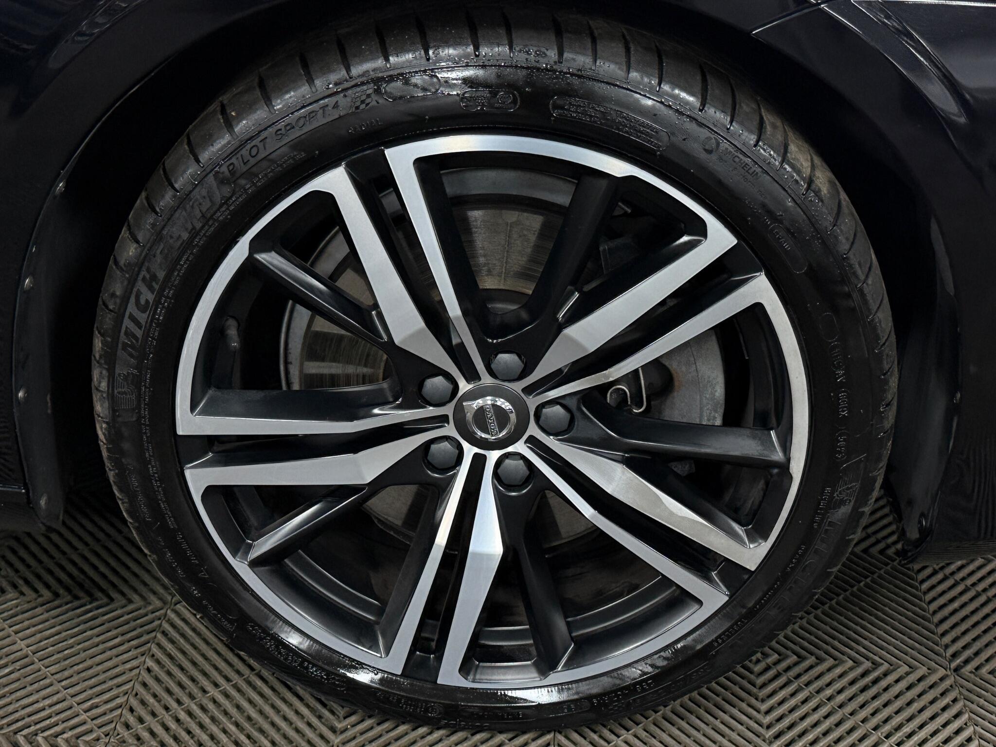 Volvo V60 view 38