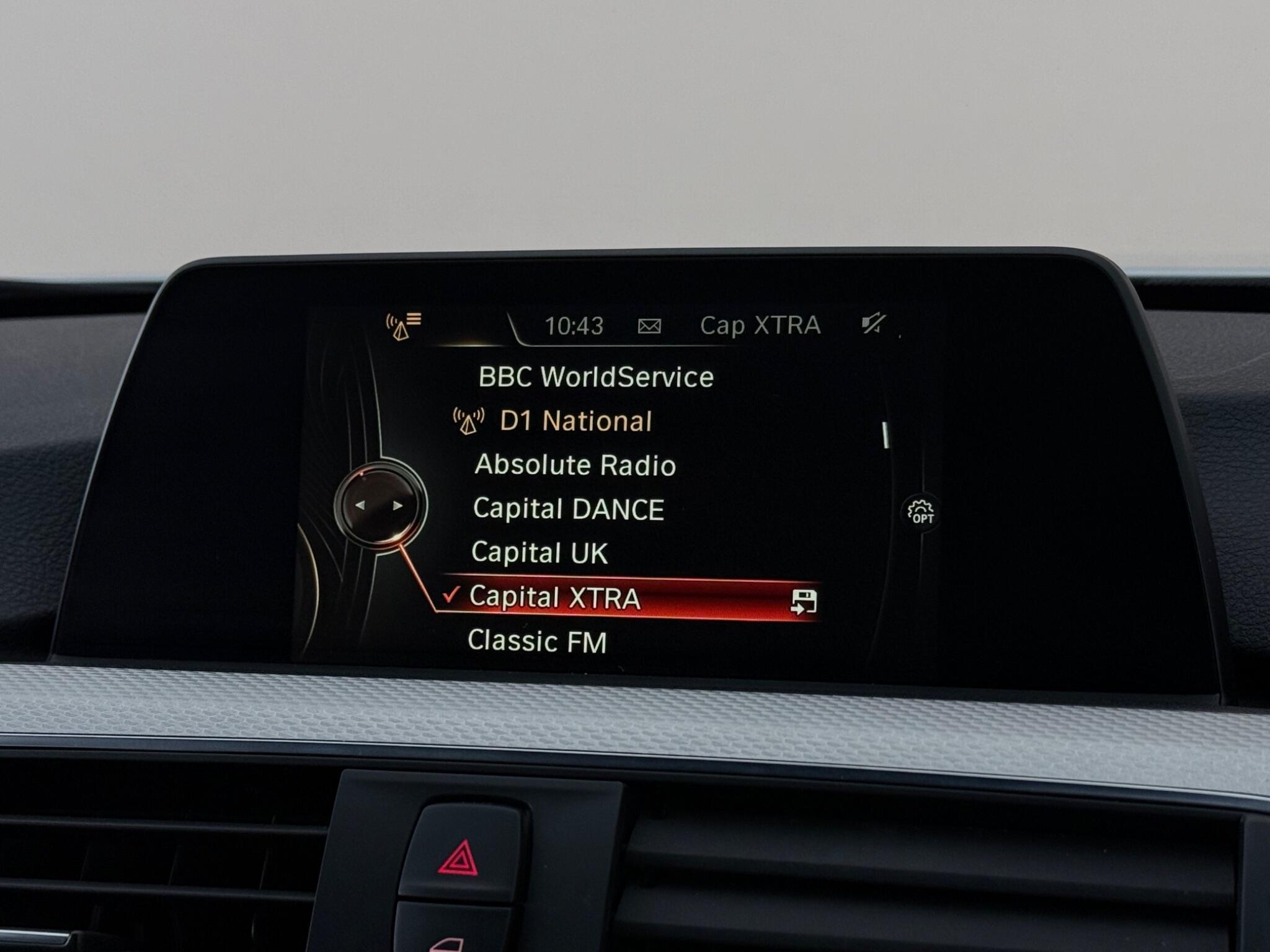 BMW 3 Series view 23