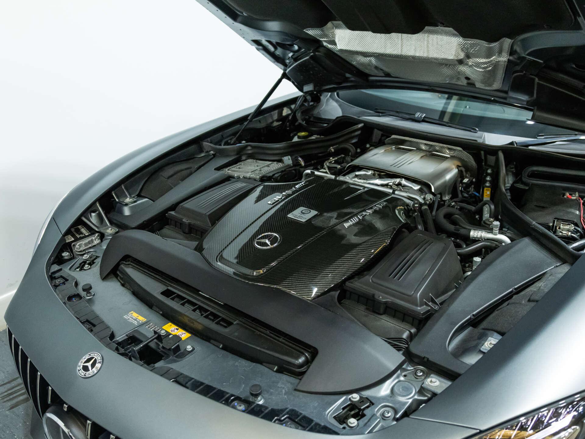 Mercedes-Benz Amg GT view 67