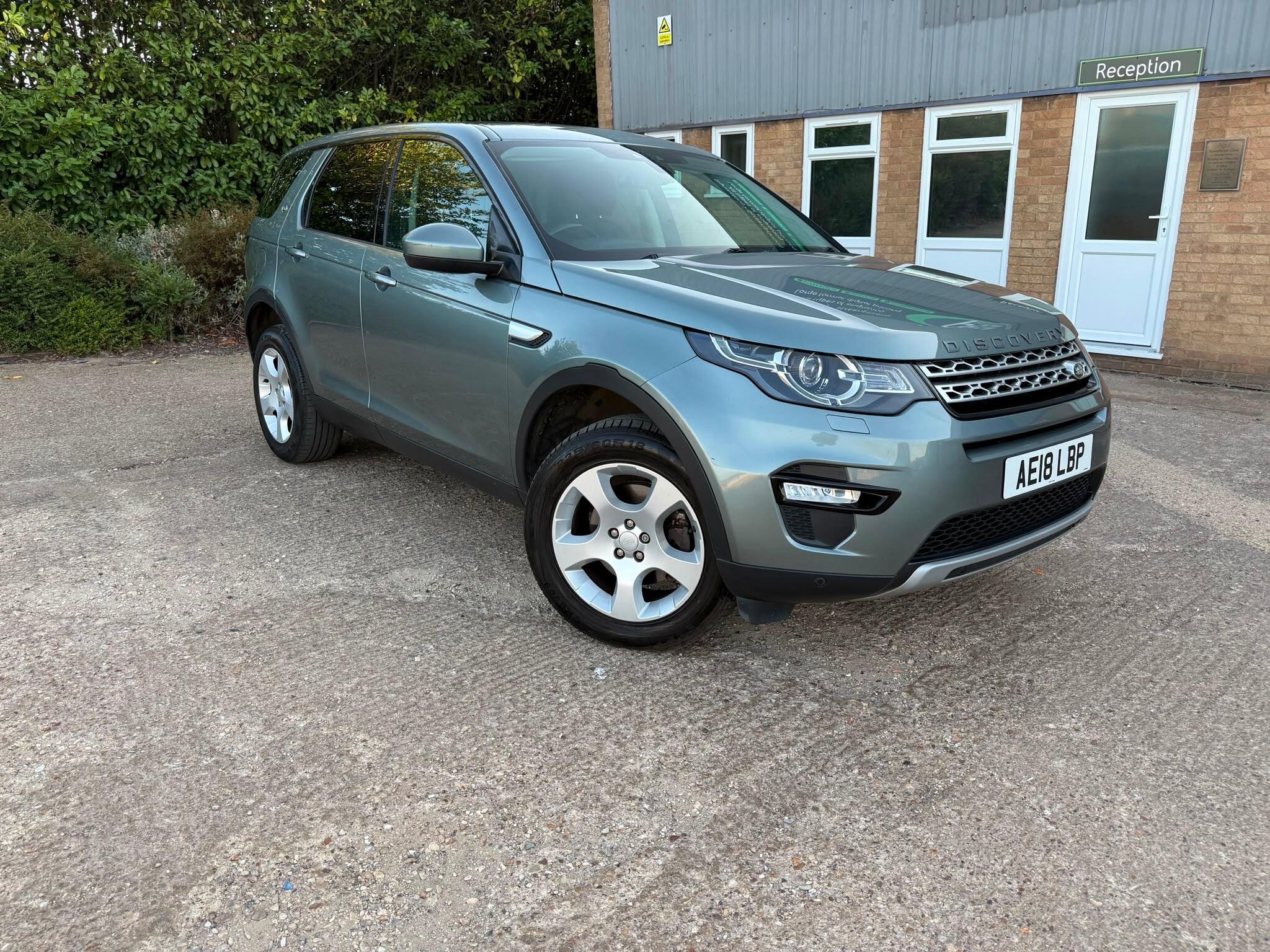 Land Rover Discovery Sport main image