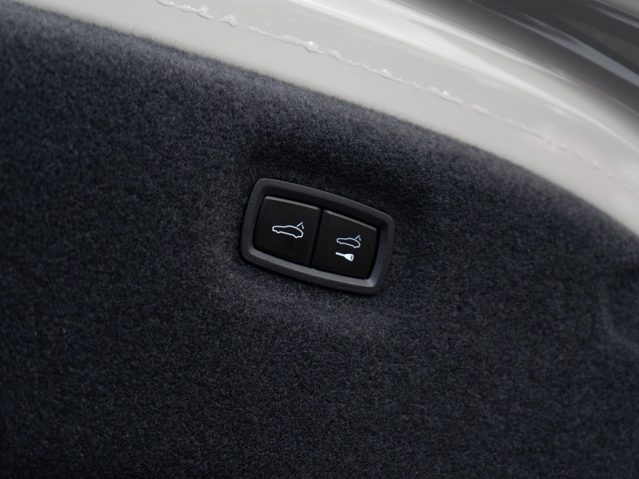 Porsche Taycan view 119